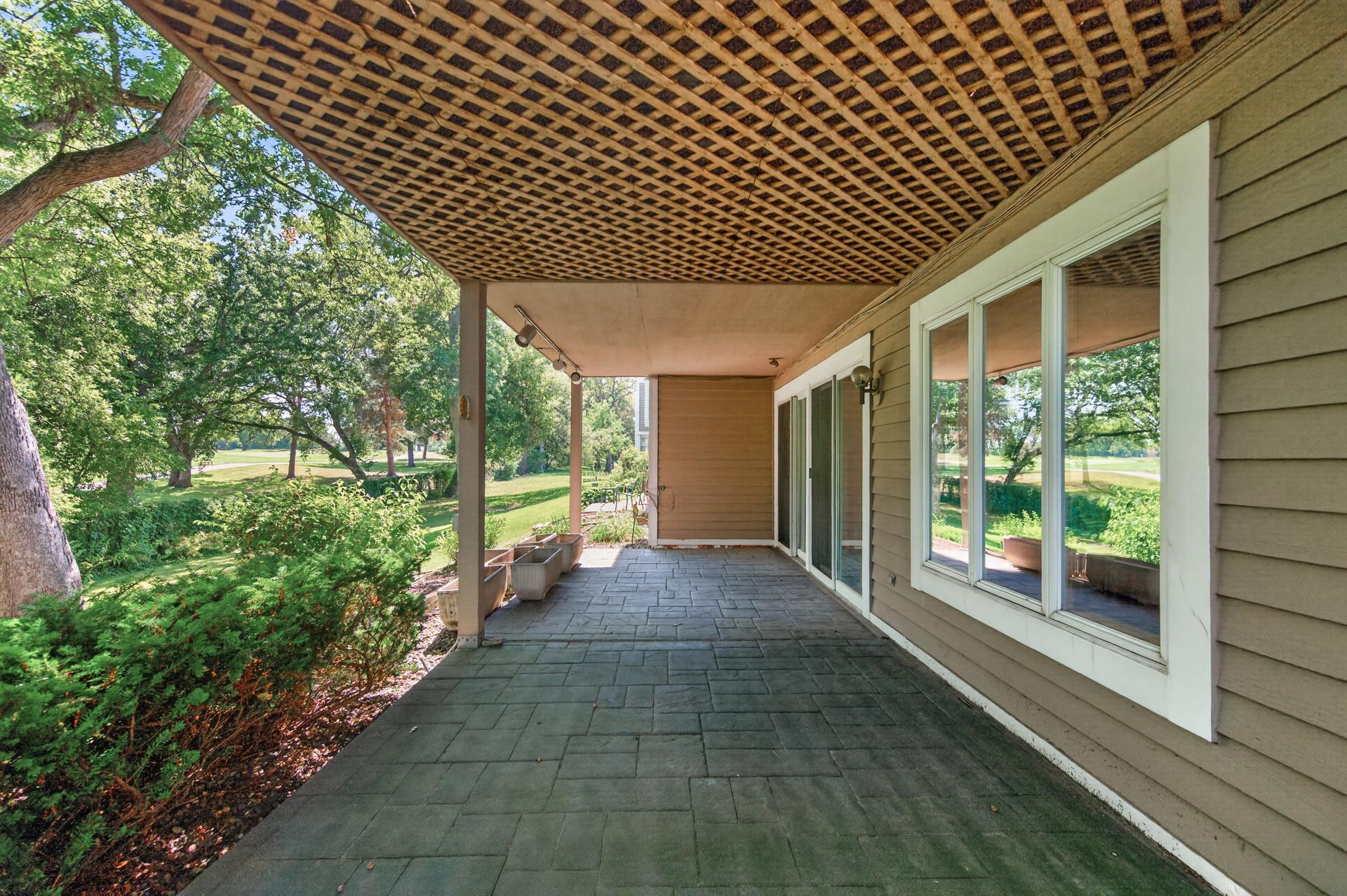 main property photo 40