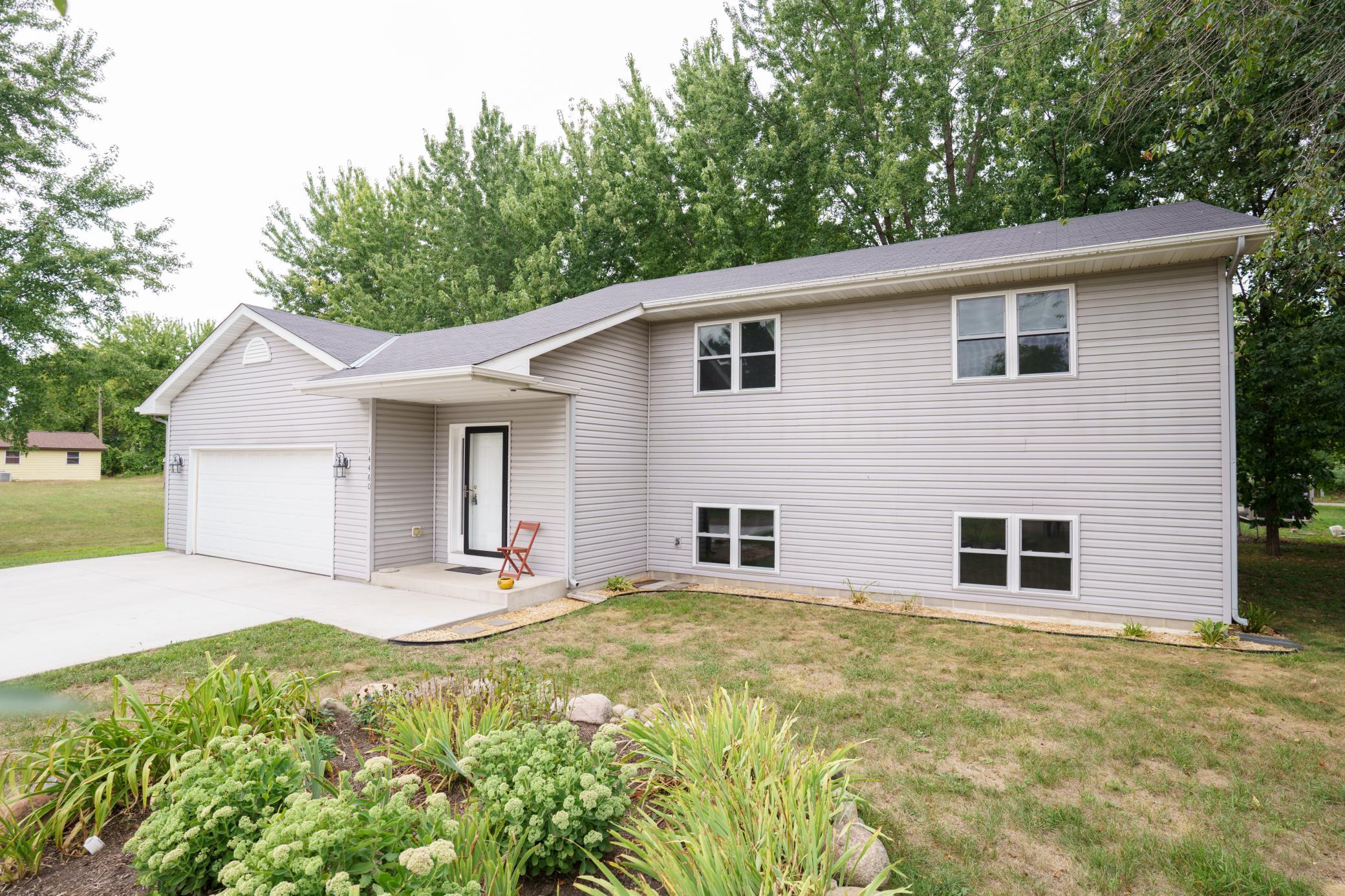 main property photo 35