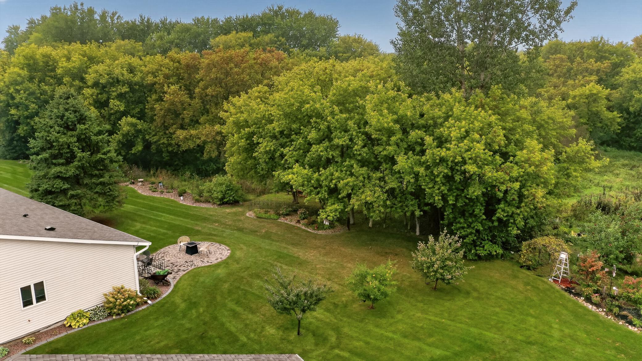 main property photo 26