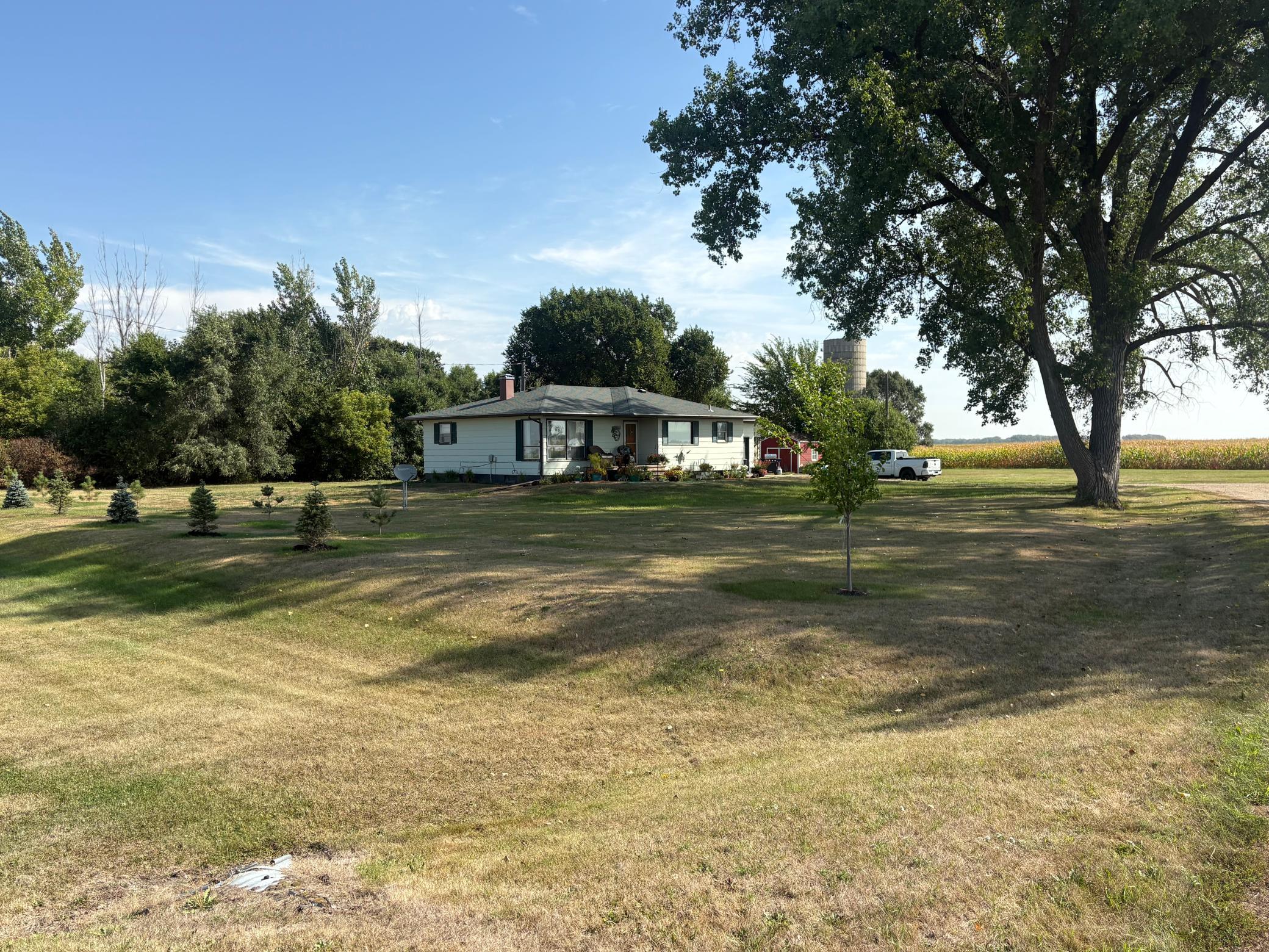 main property photo 22