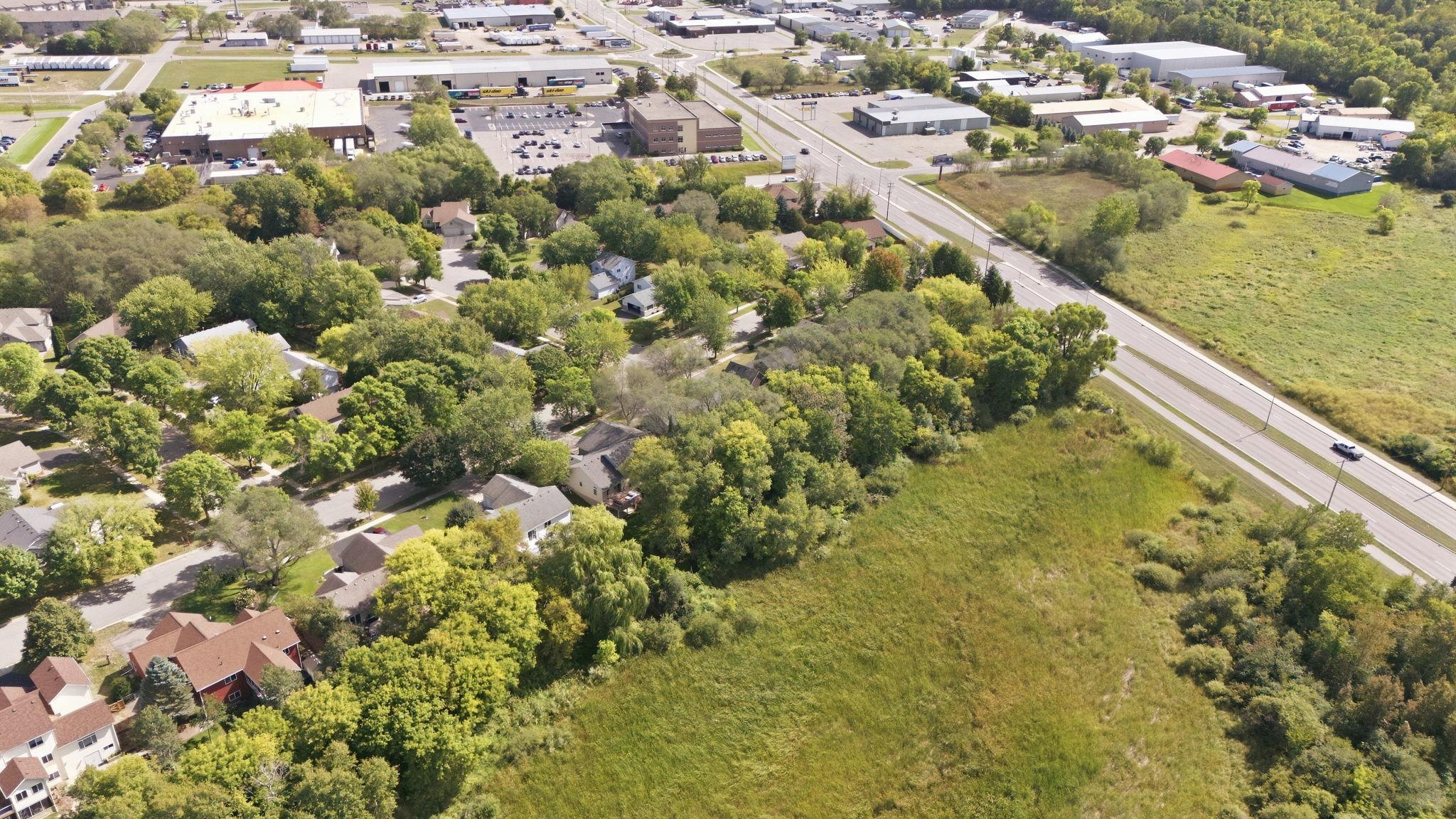 main property photo 27