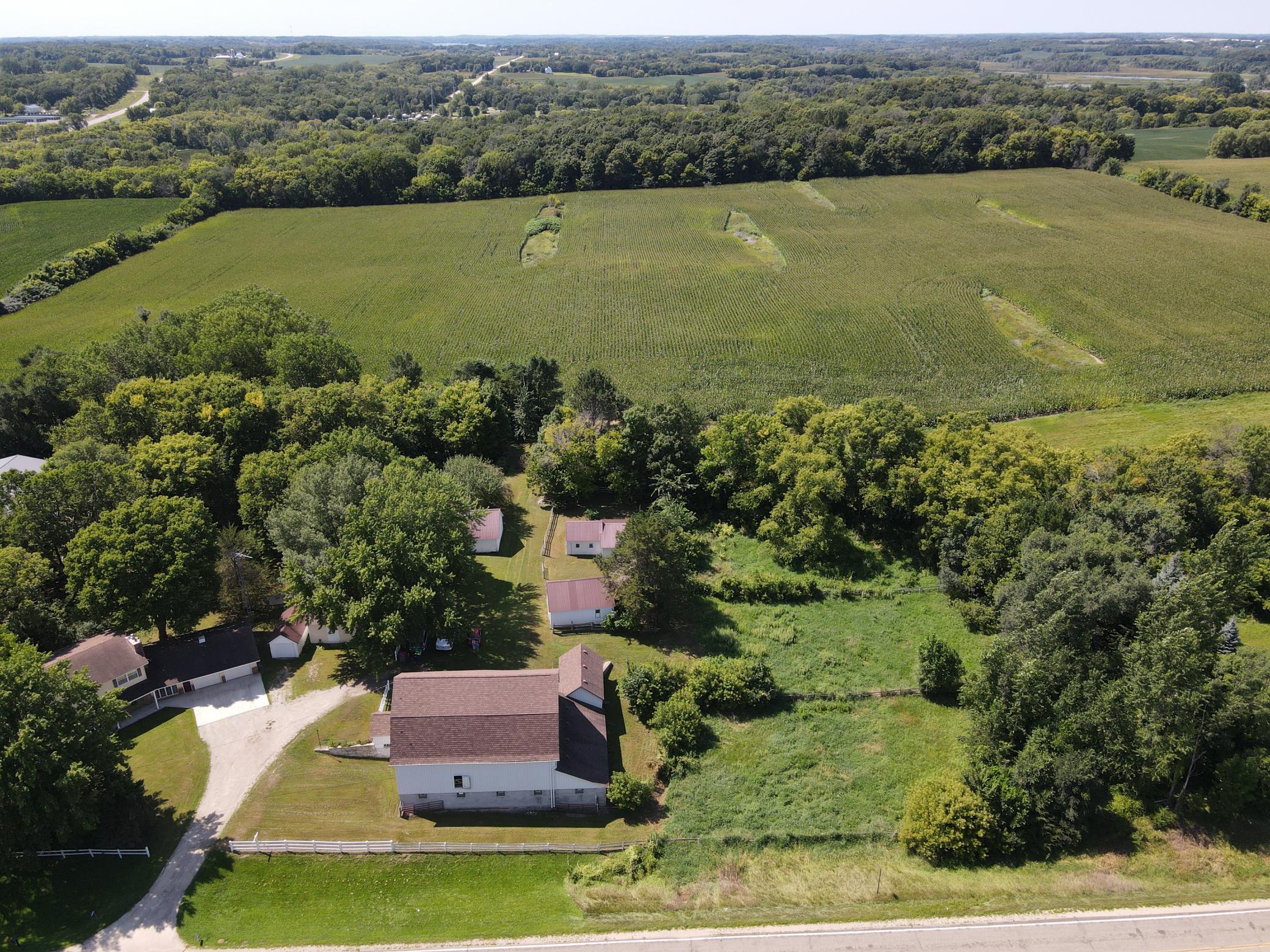 main property photo 6