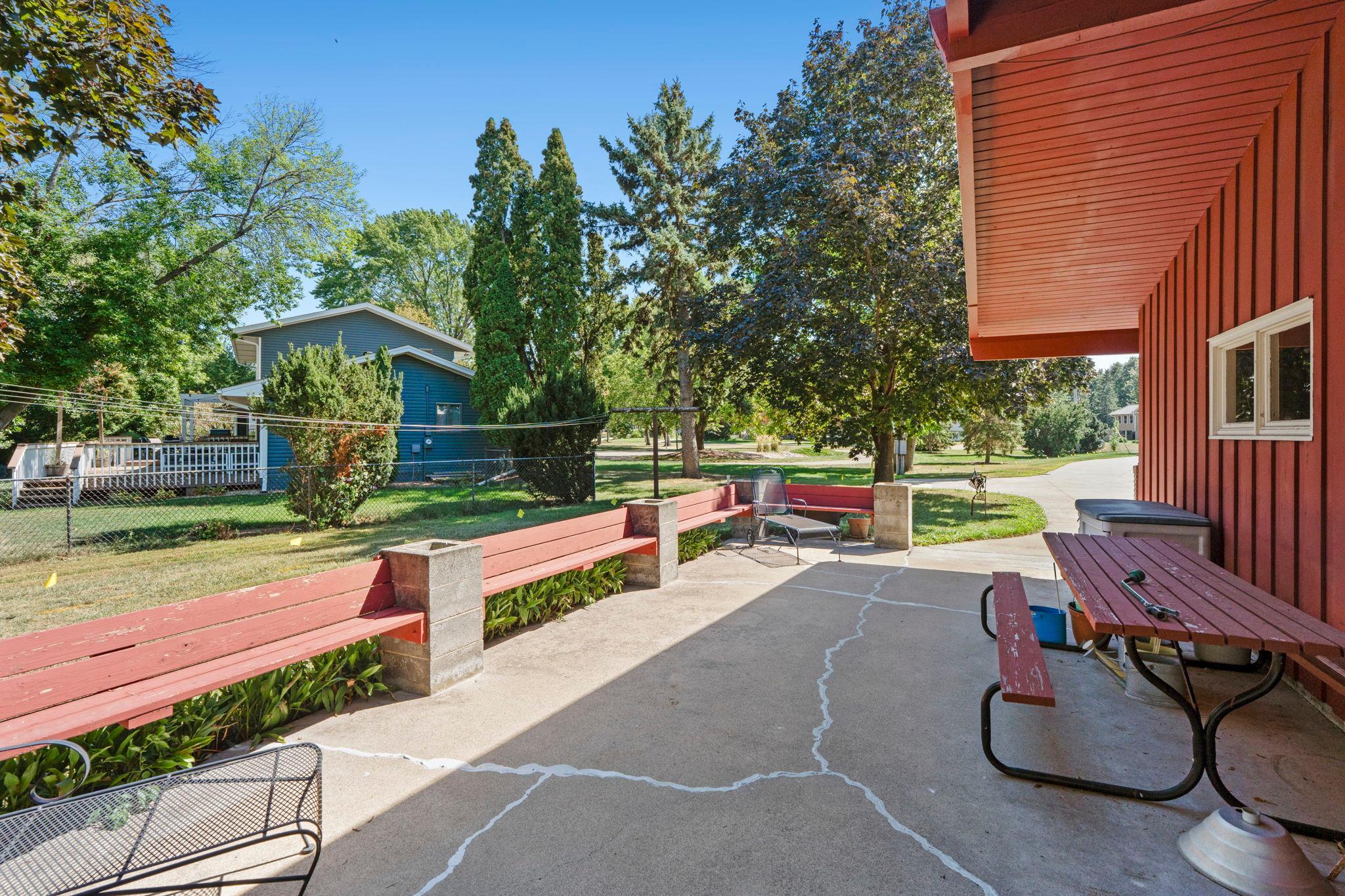 main property photo 44
