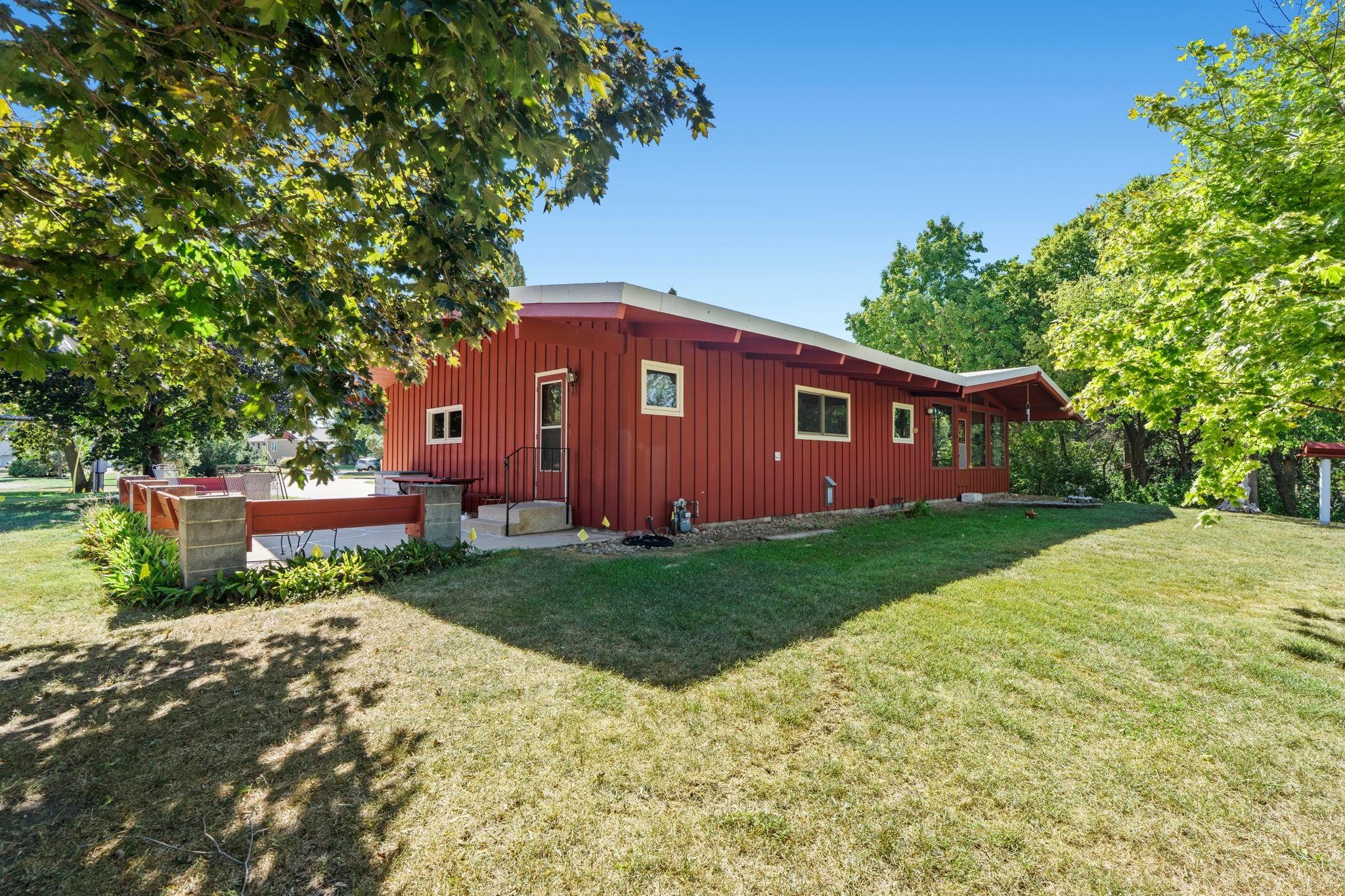 main property photo 46