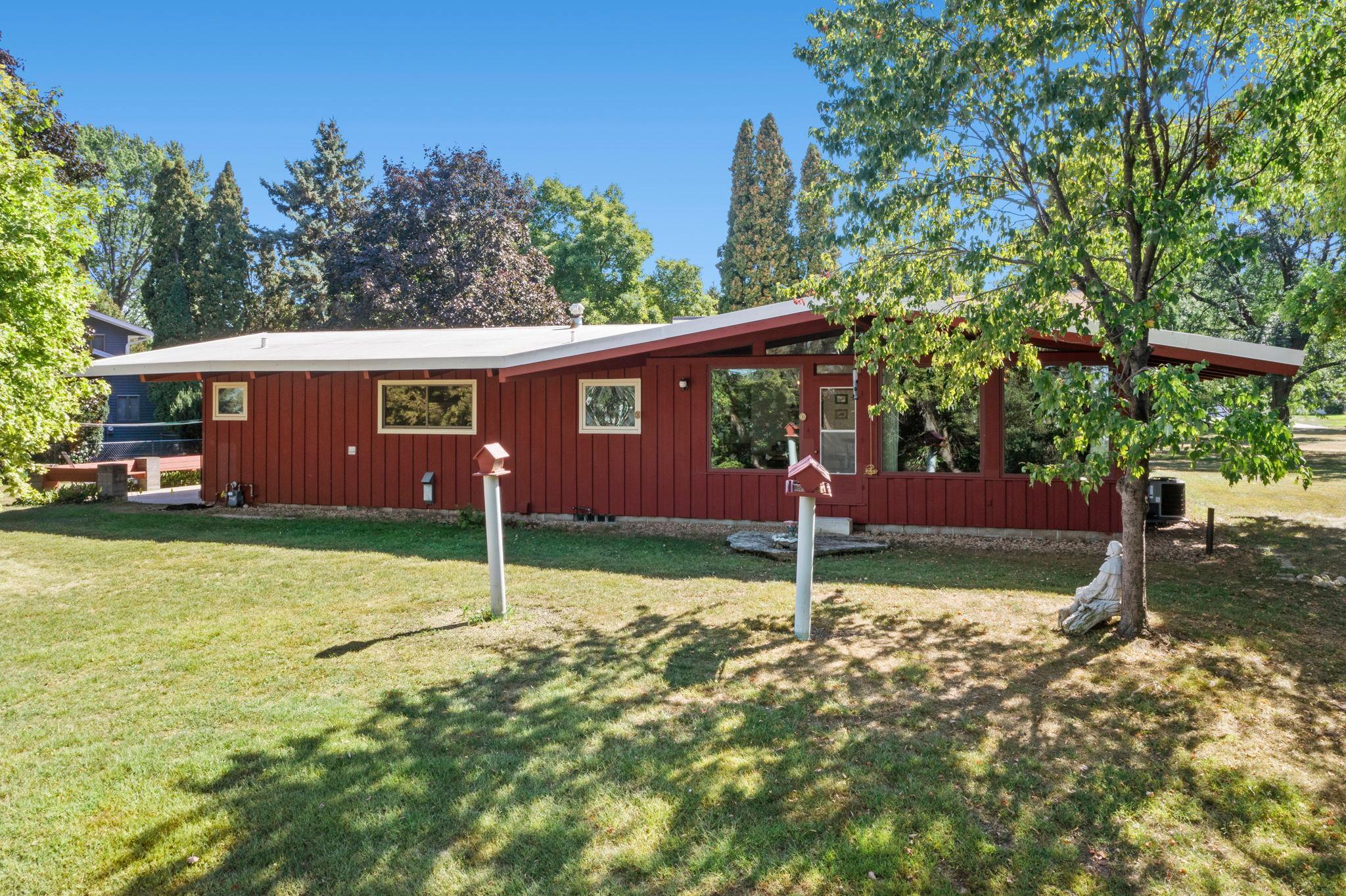 main property photo 51