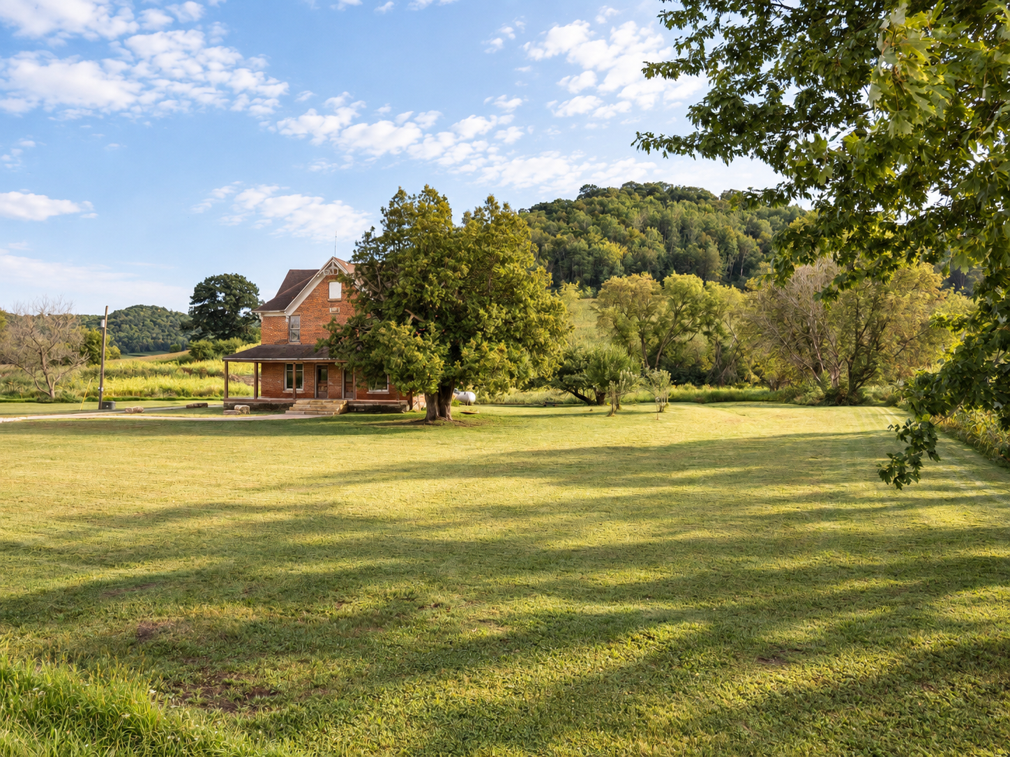 main property photo 37