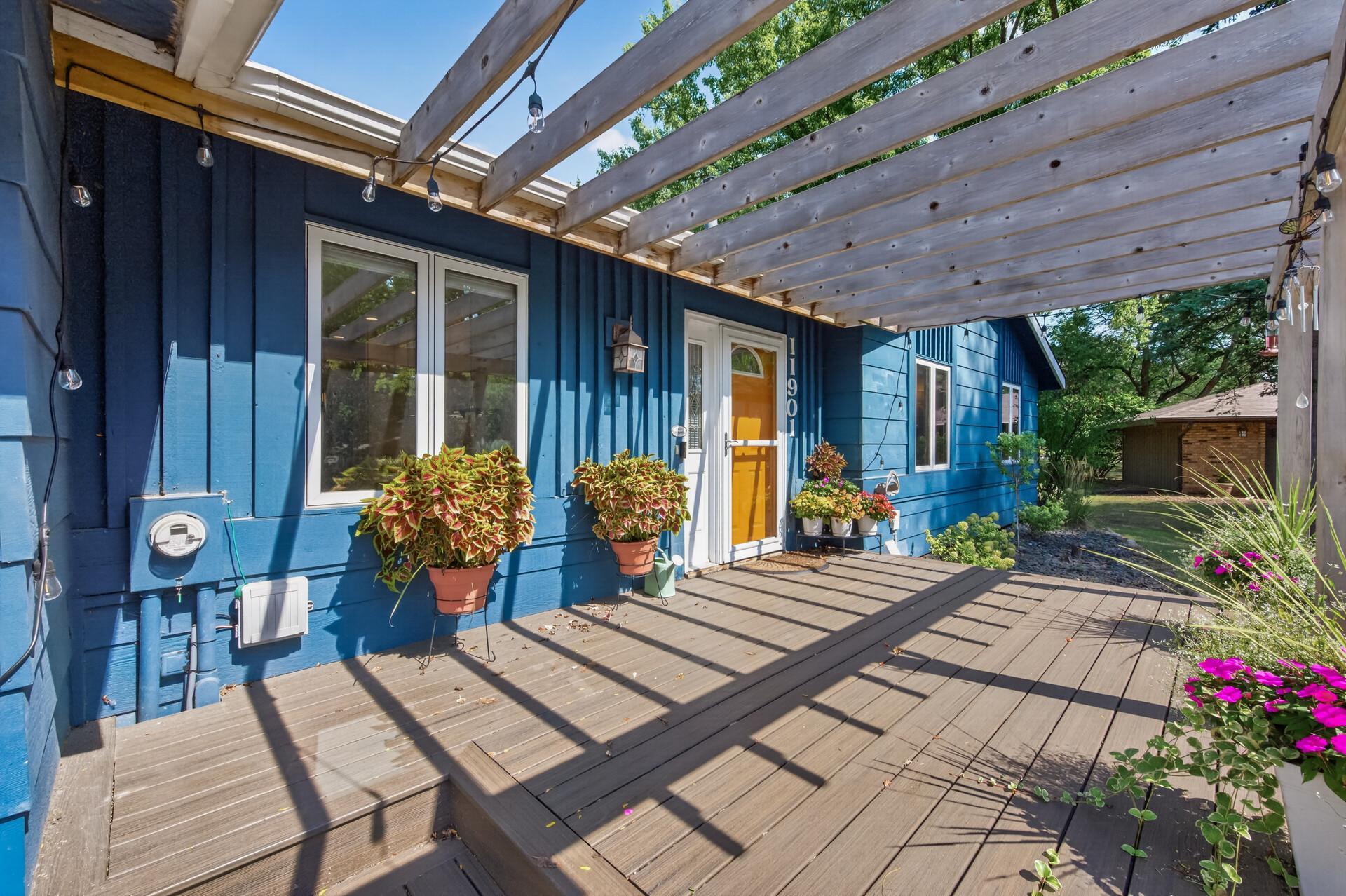 main property photo 3