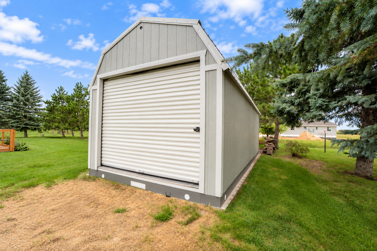 main property photo 40