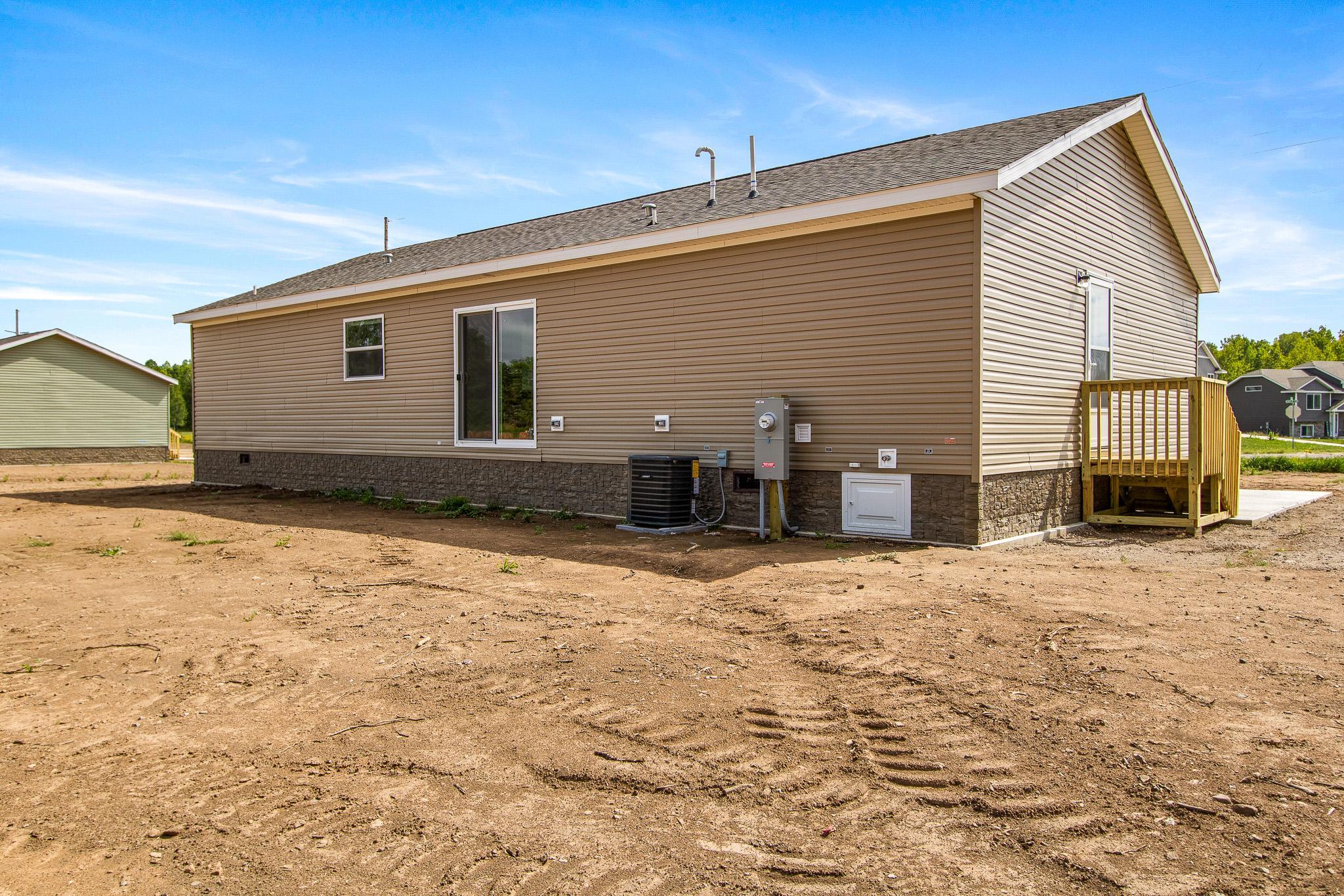 main property photo 17