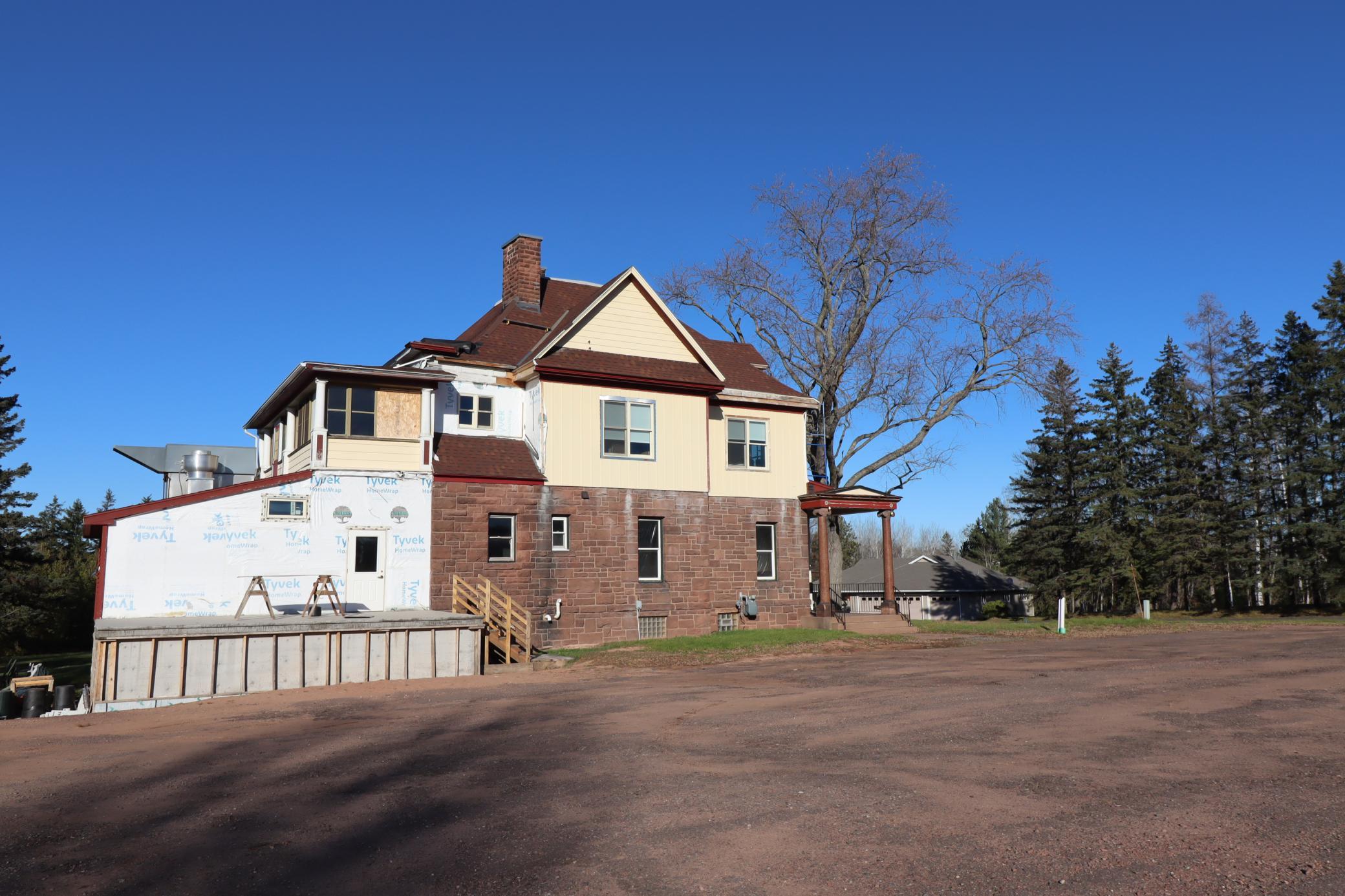 main property photo 49