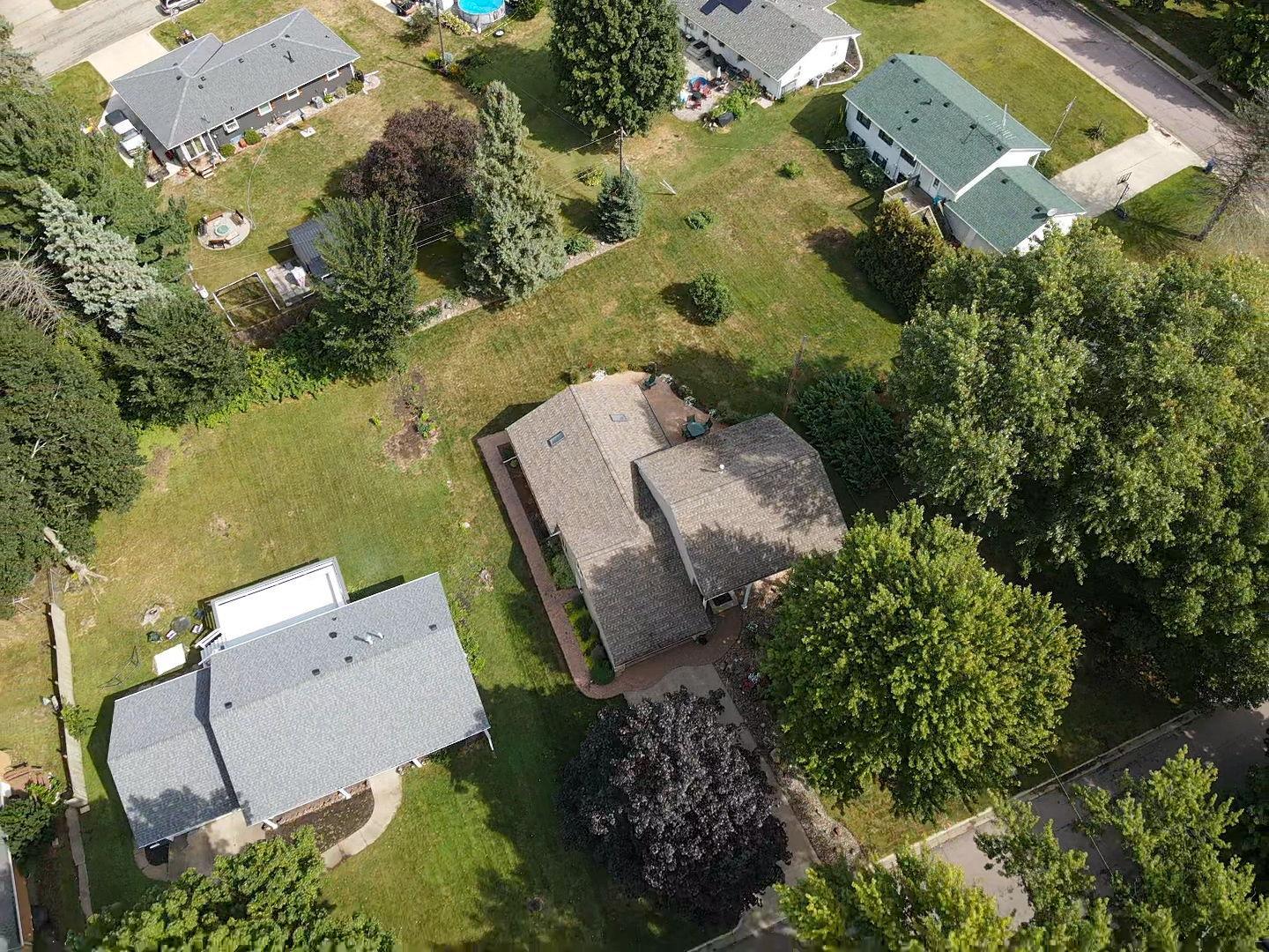 main property photo 49