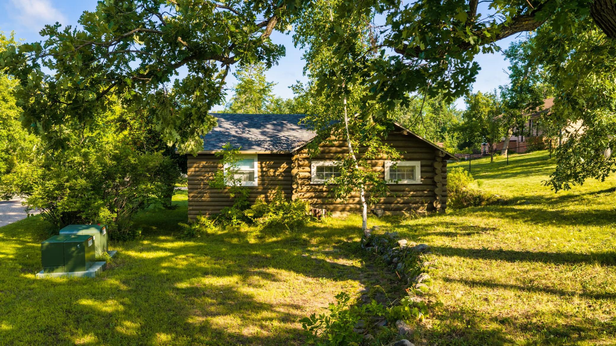 main property photo 39