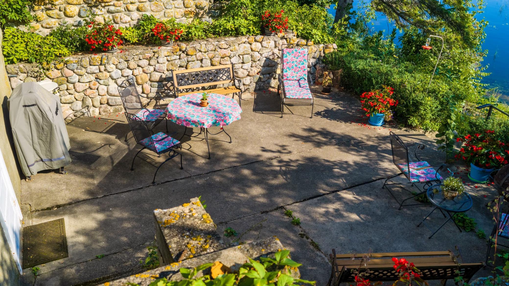 main property photo 44