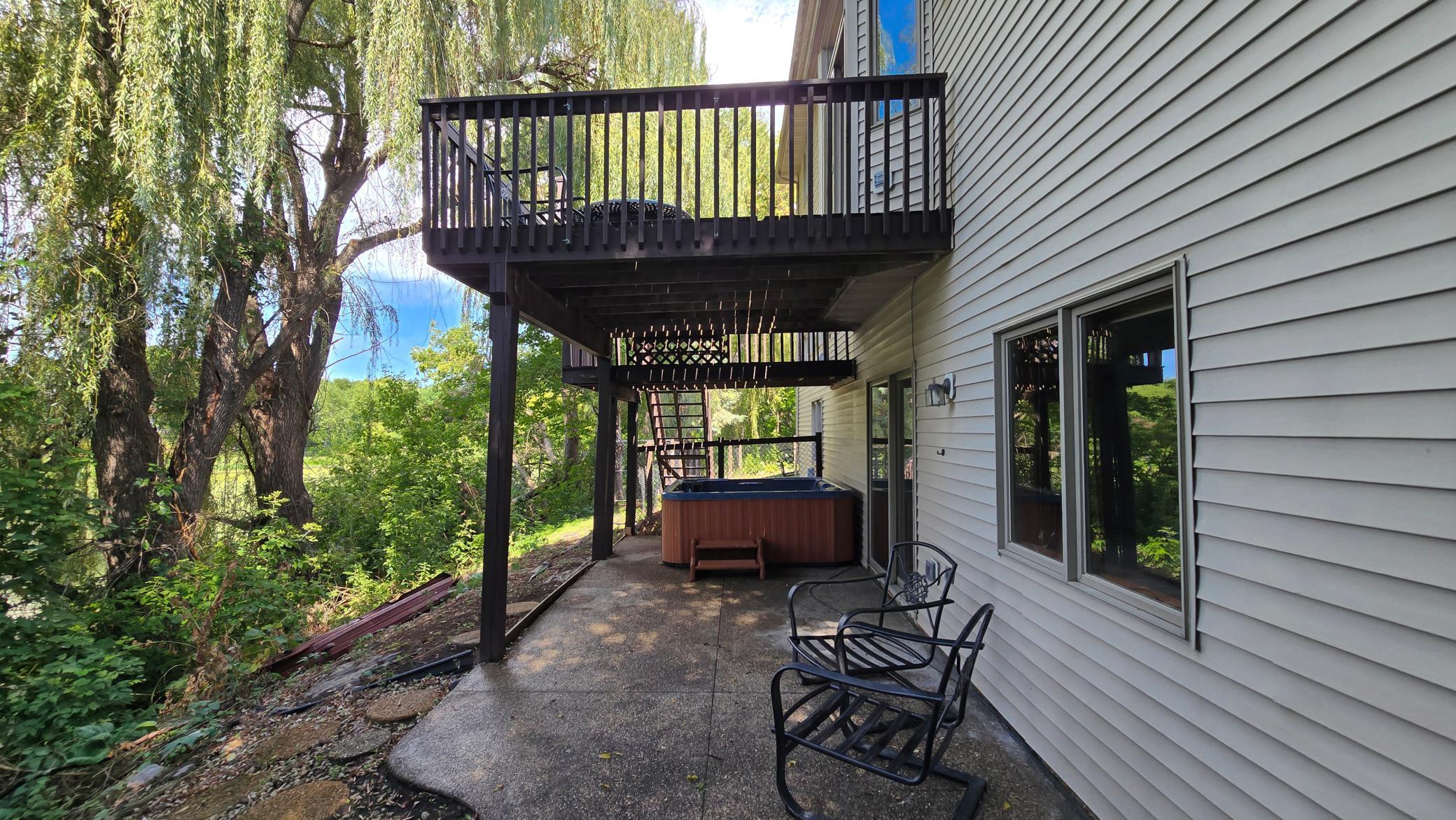 main property photo 41