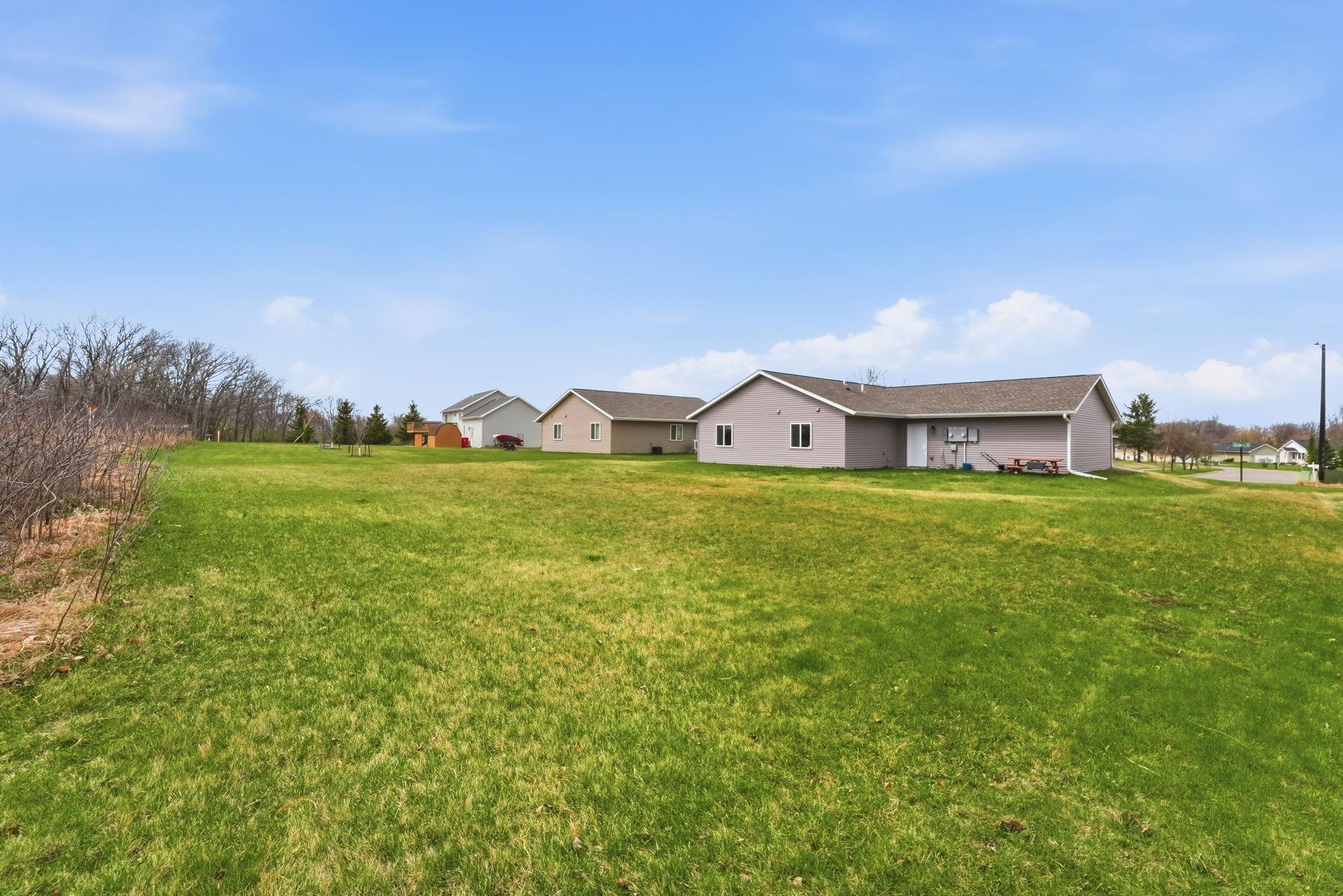 main property photo 13