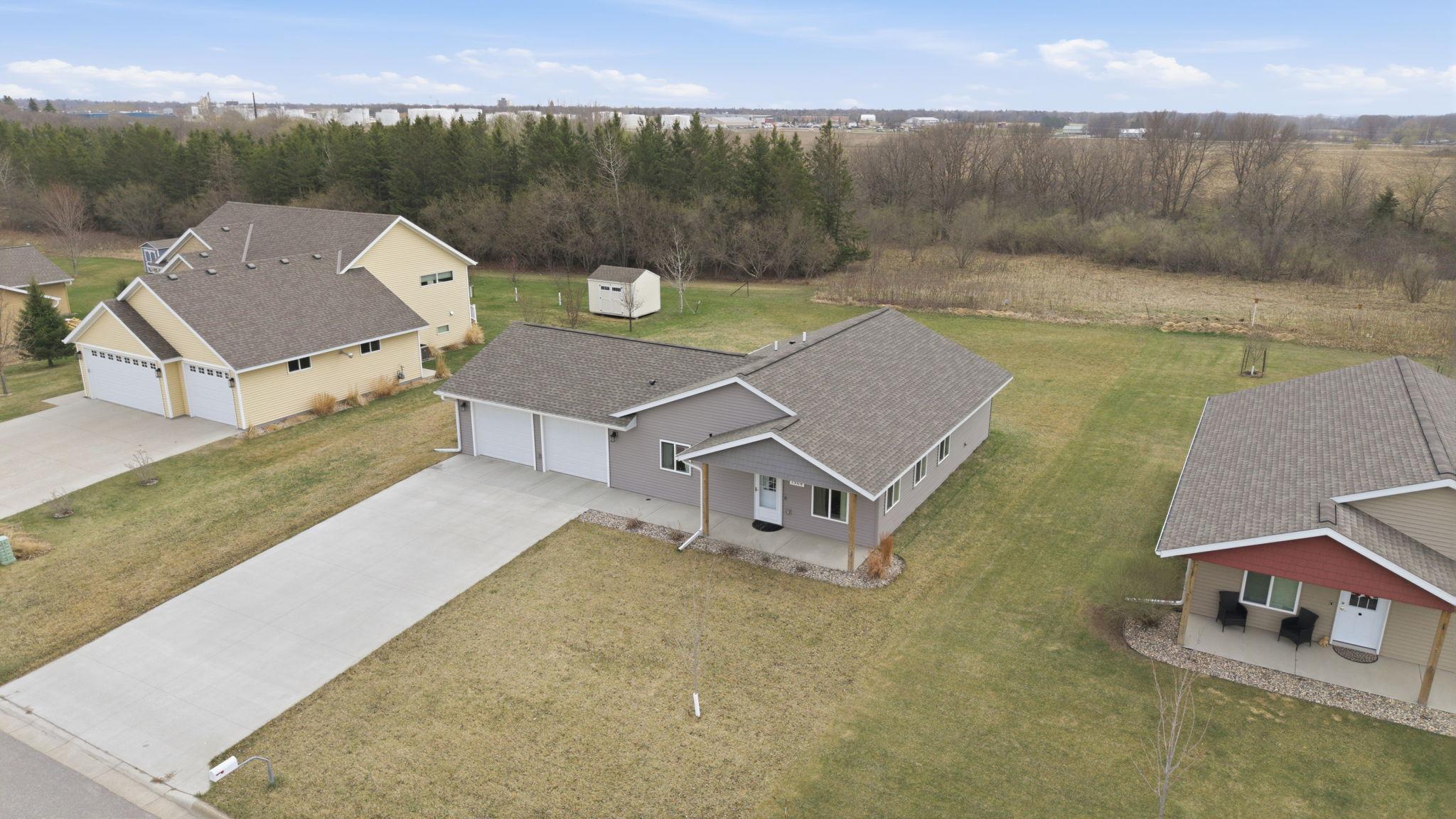 main property photo 14