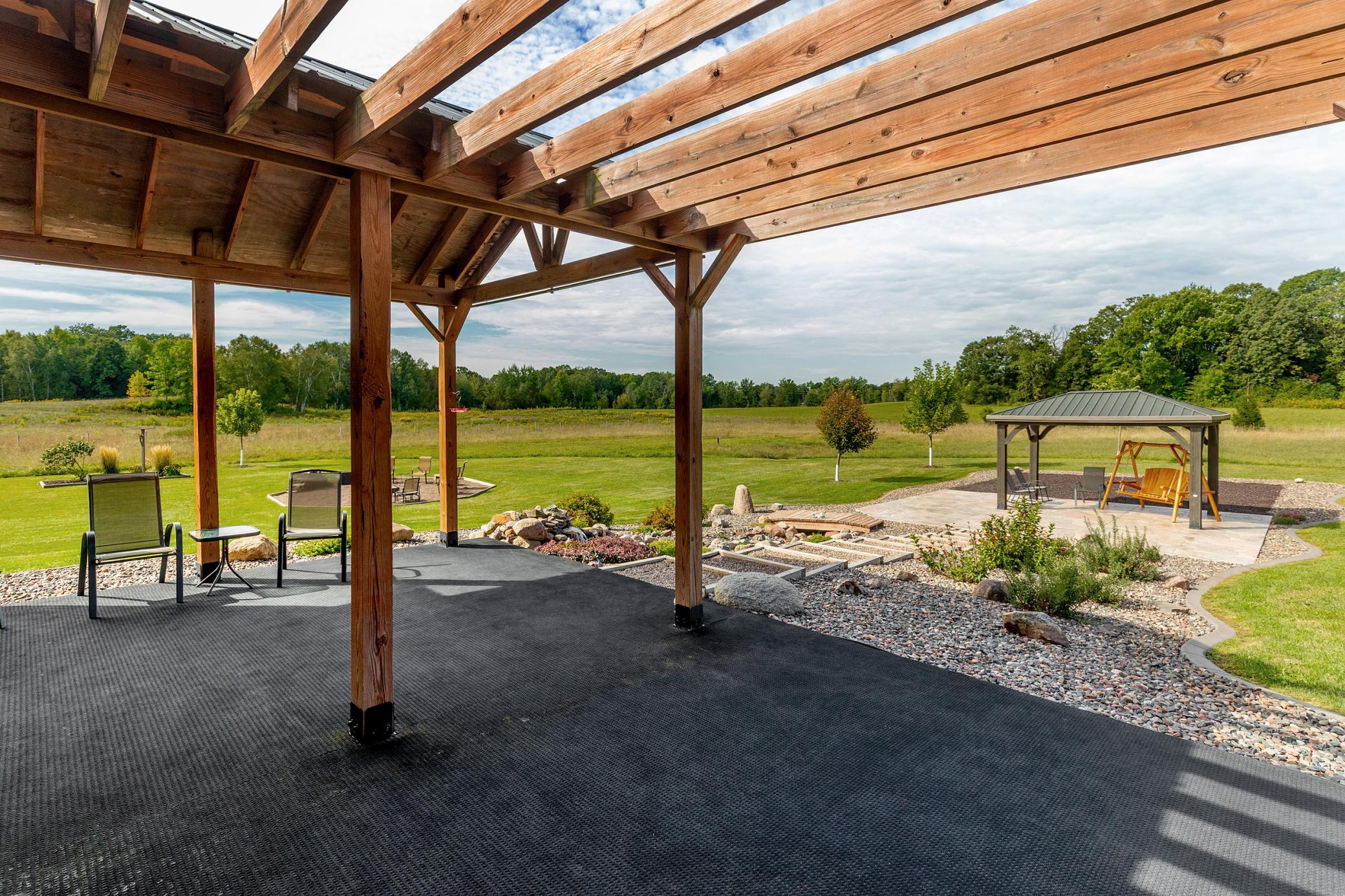 main property photo 45