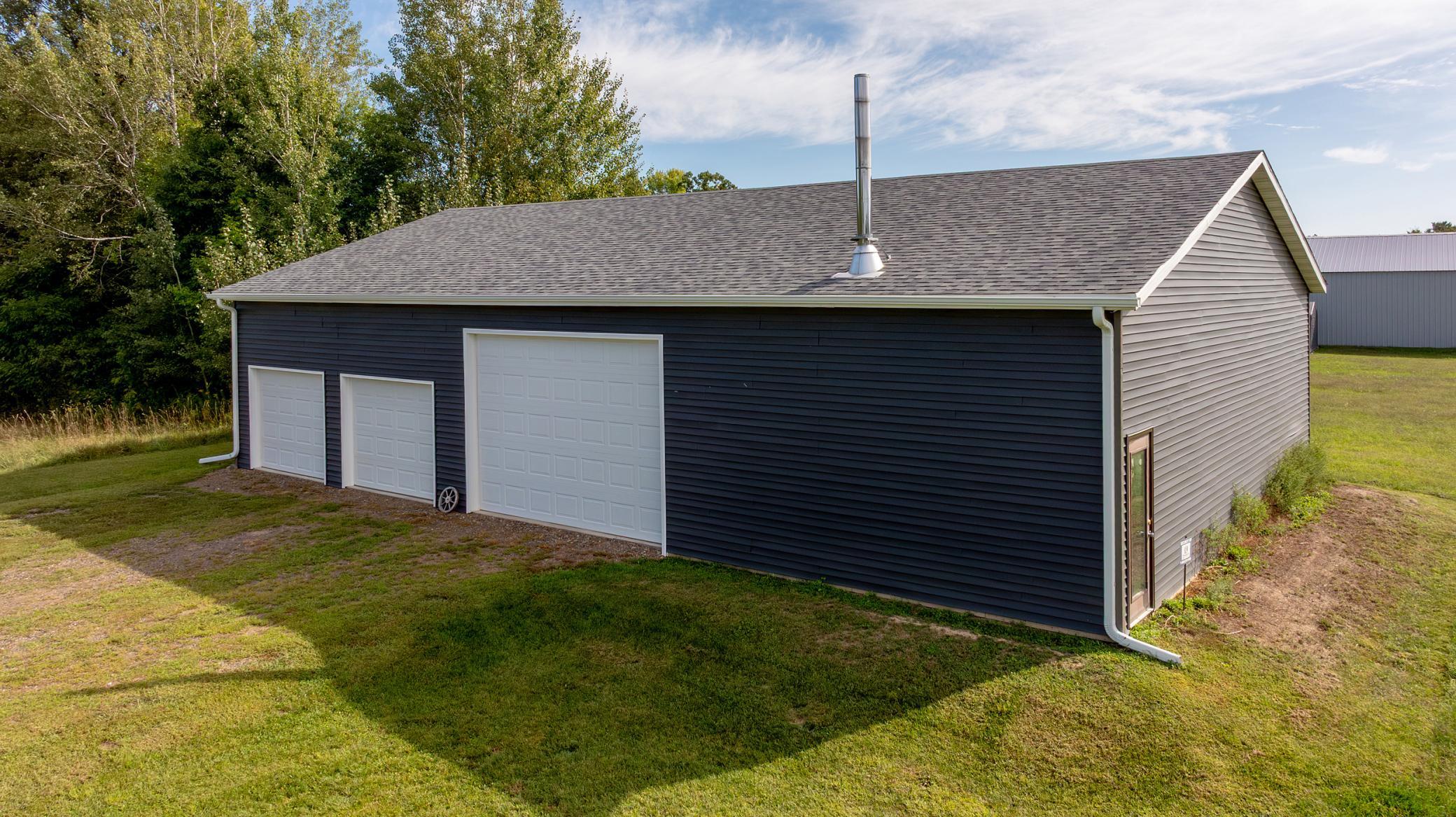 main property photo 50