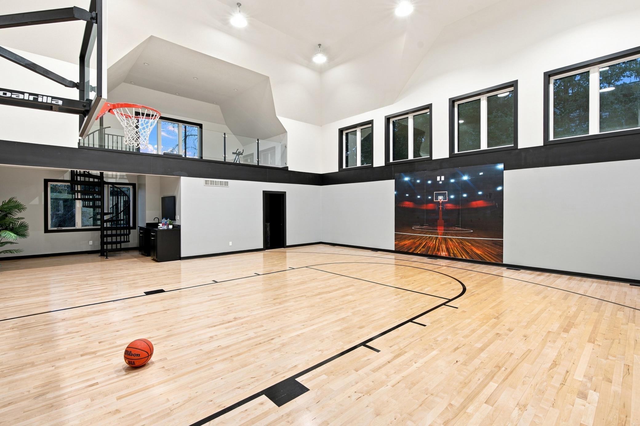 main property photo 59