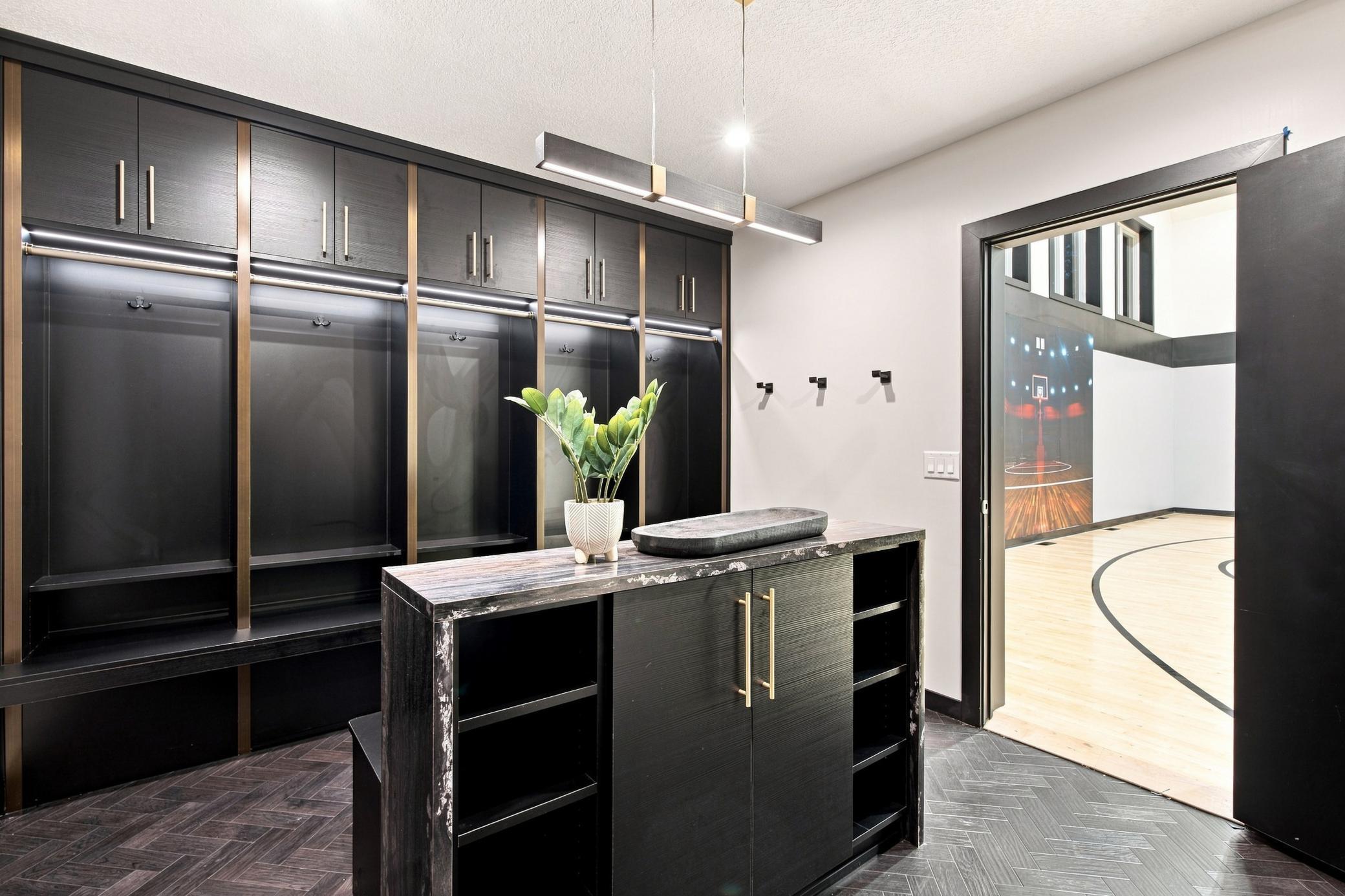 main property photo 60