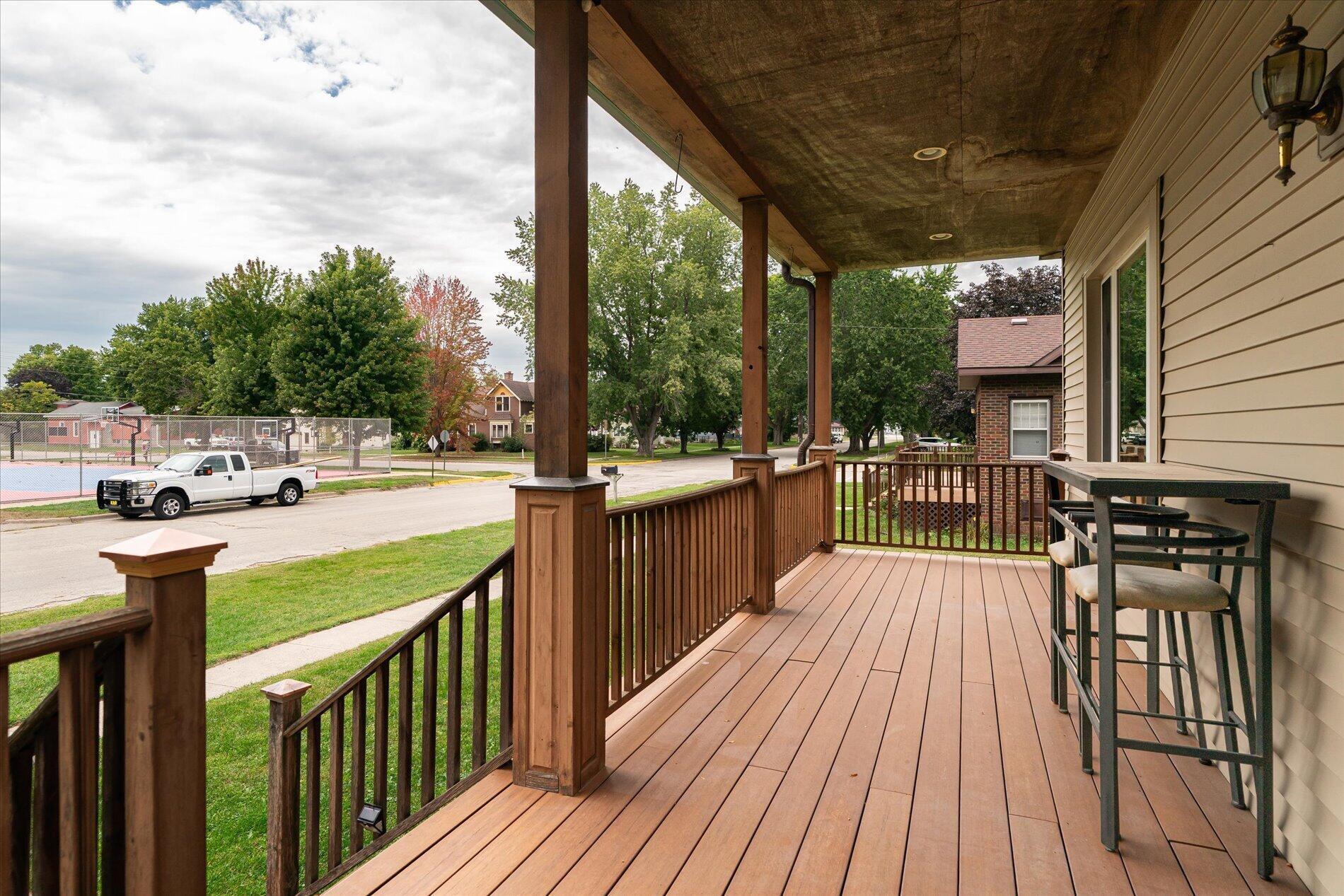 main property photo 14