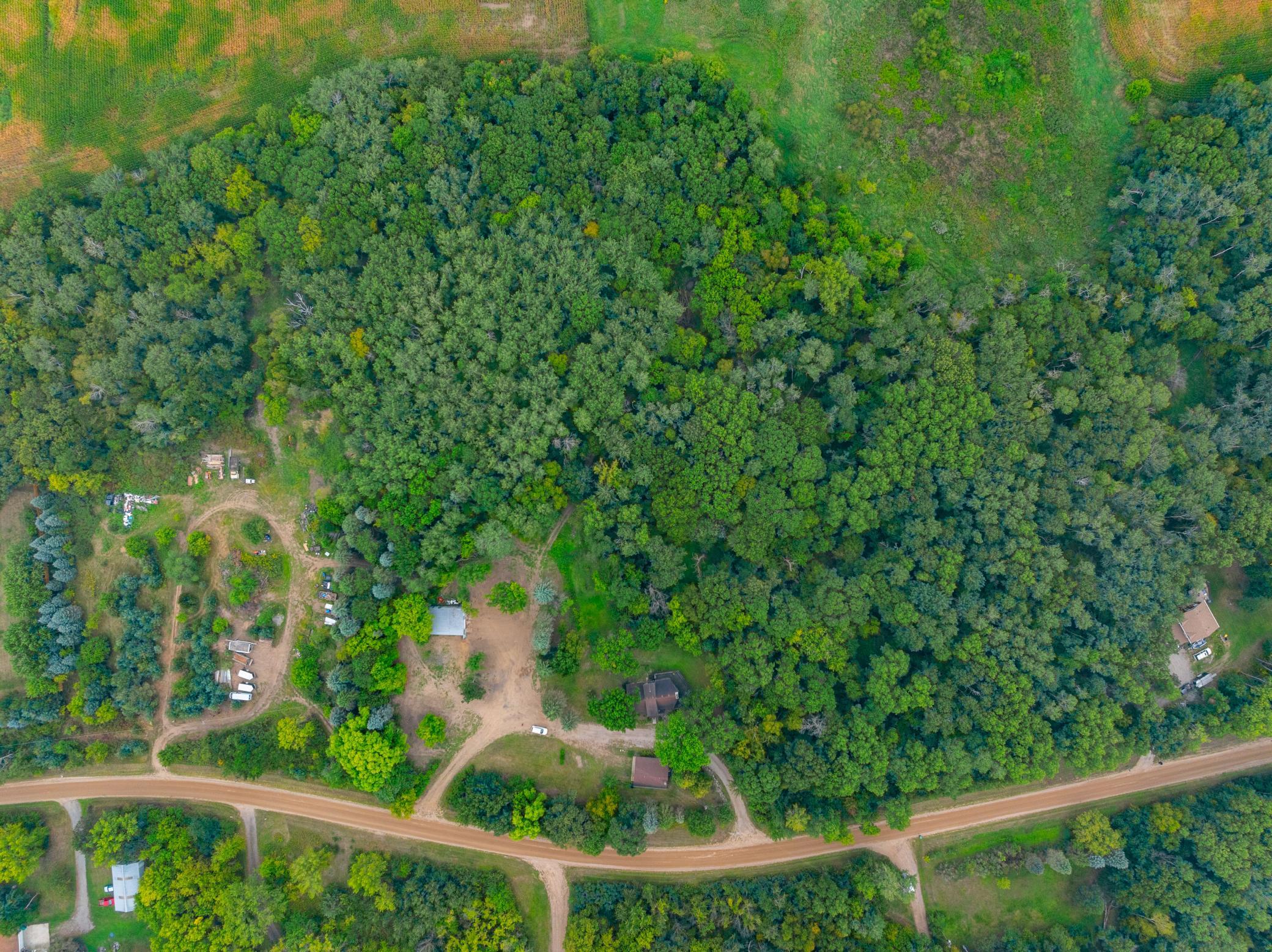 main property photo 34