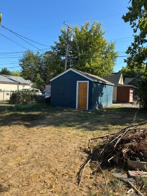 main property photo 13