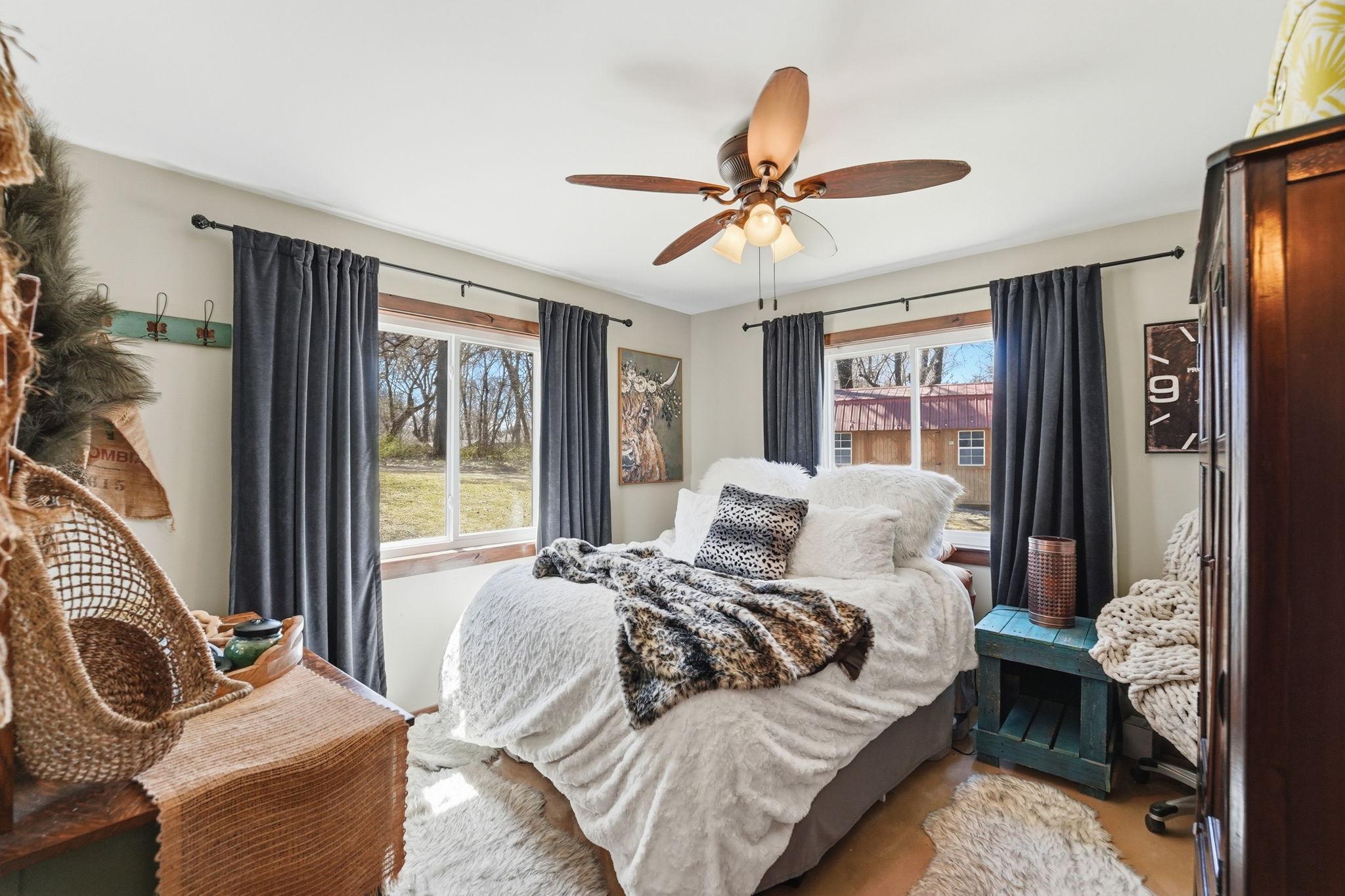 main property photo 38