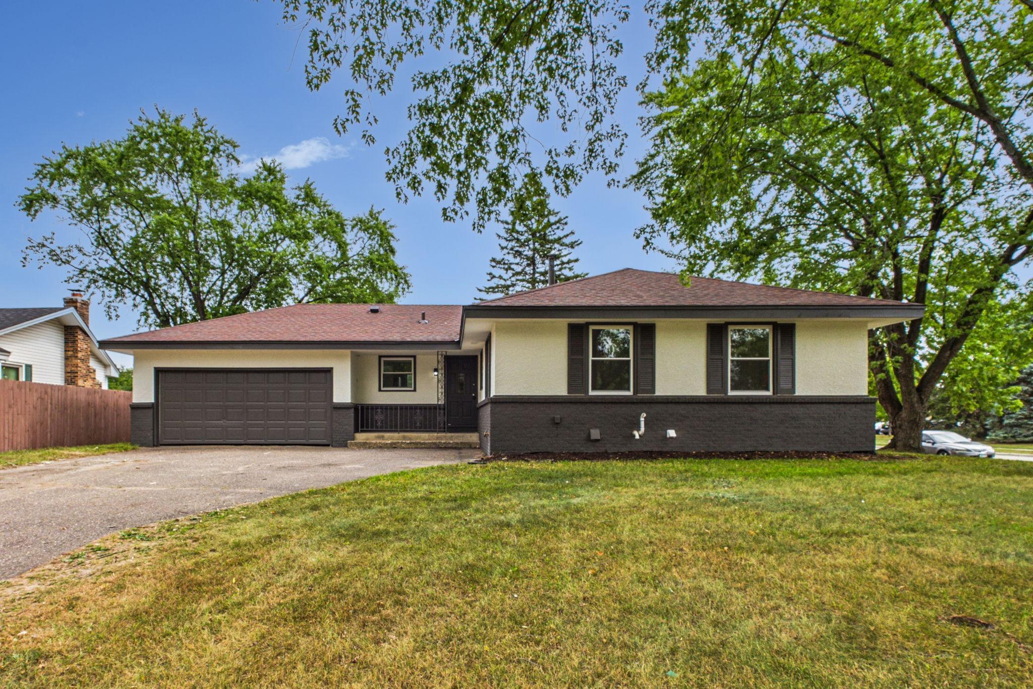 main property photo 0