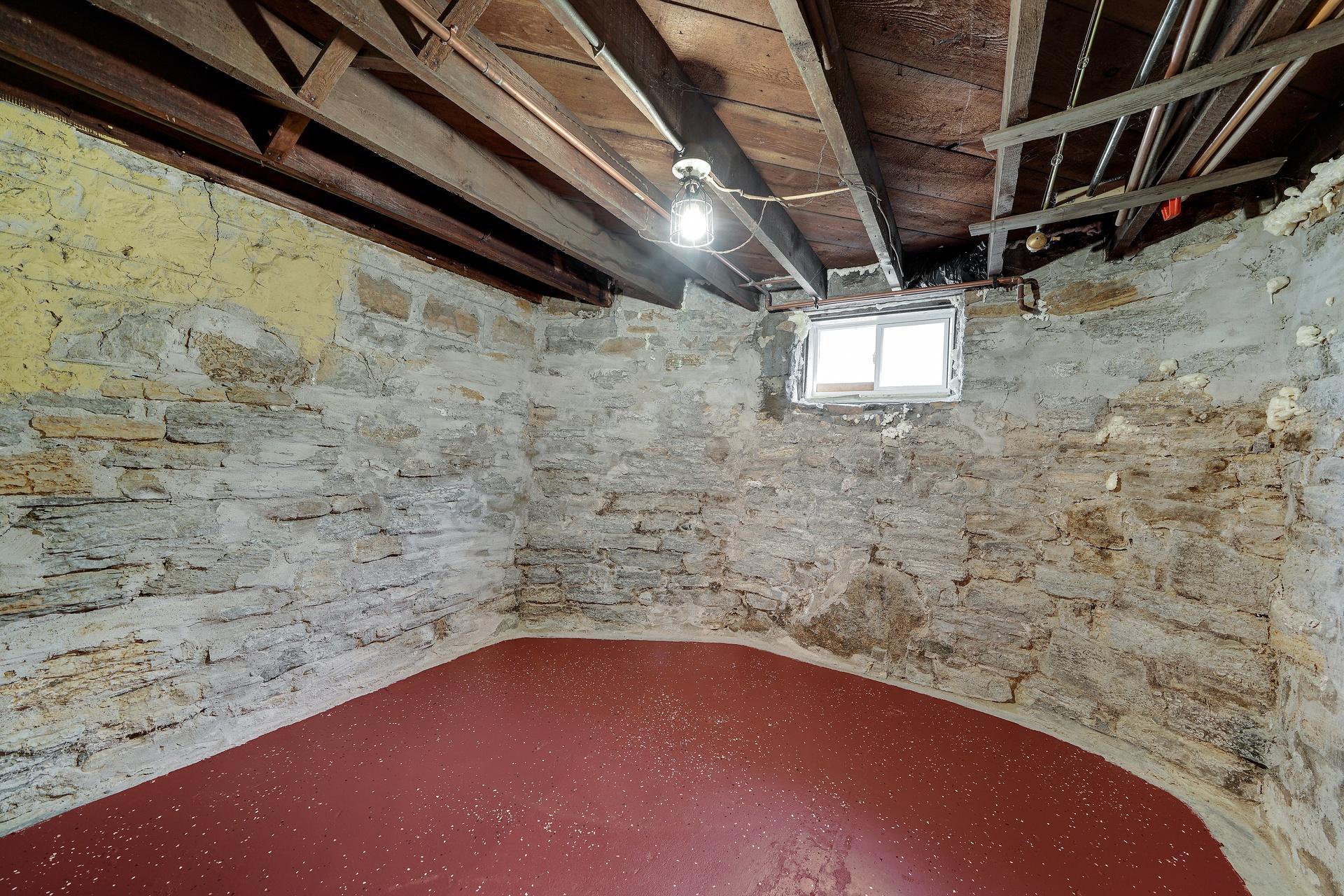 main property photo 48
