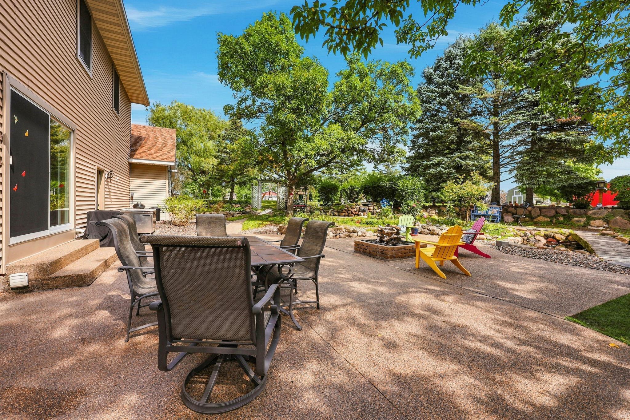 main property photo 32