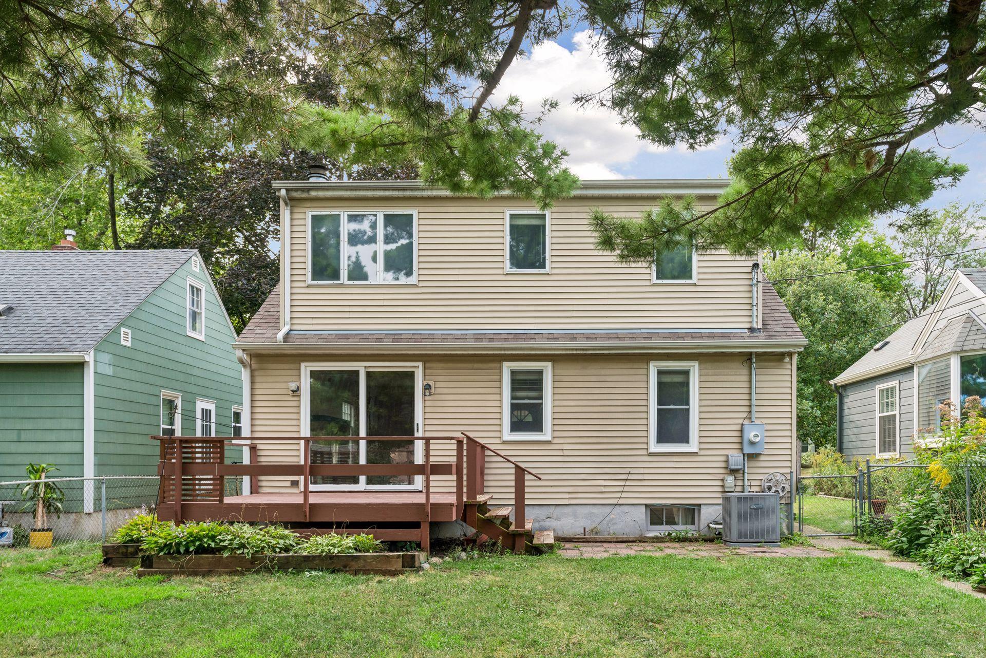 main property photo 32