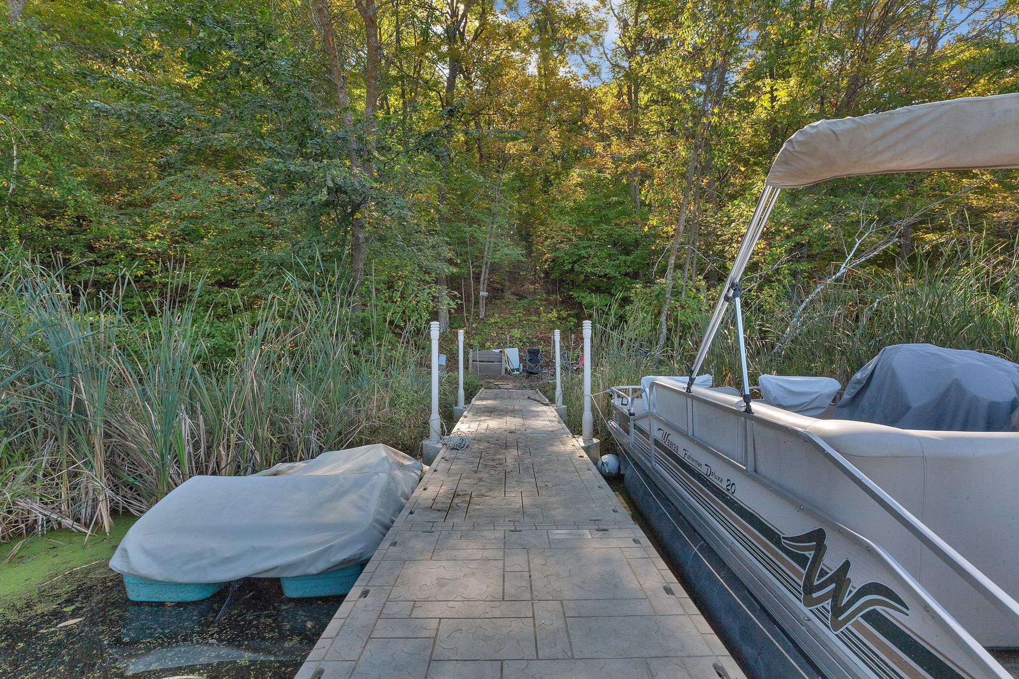 main property photo 20