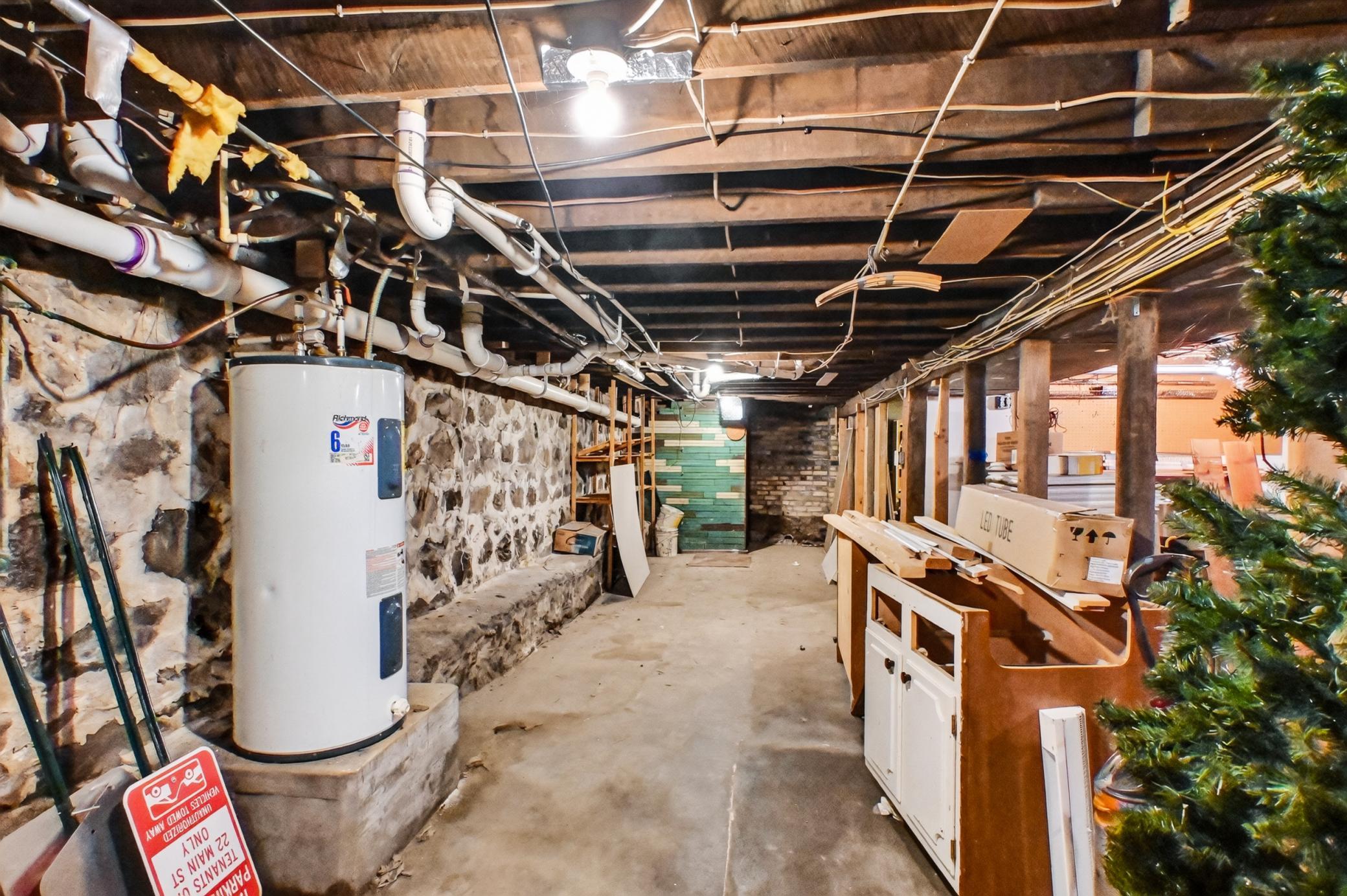 main property photo 47