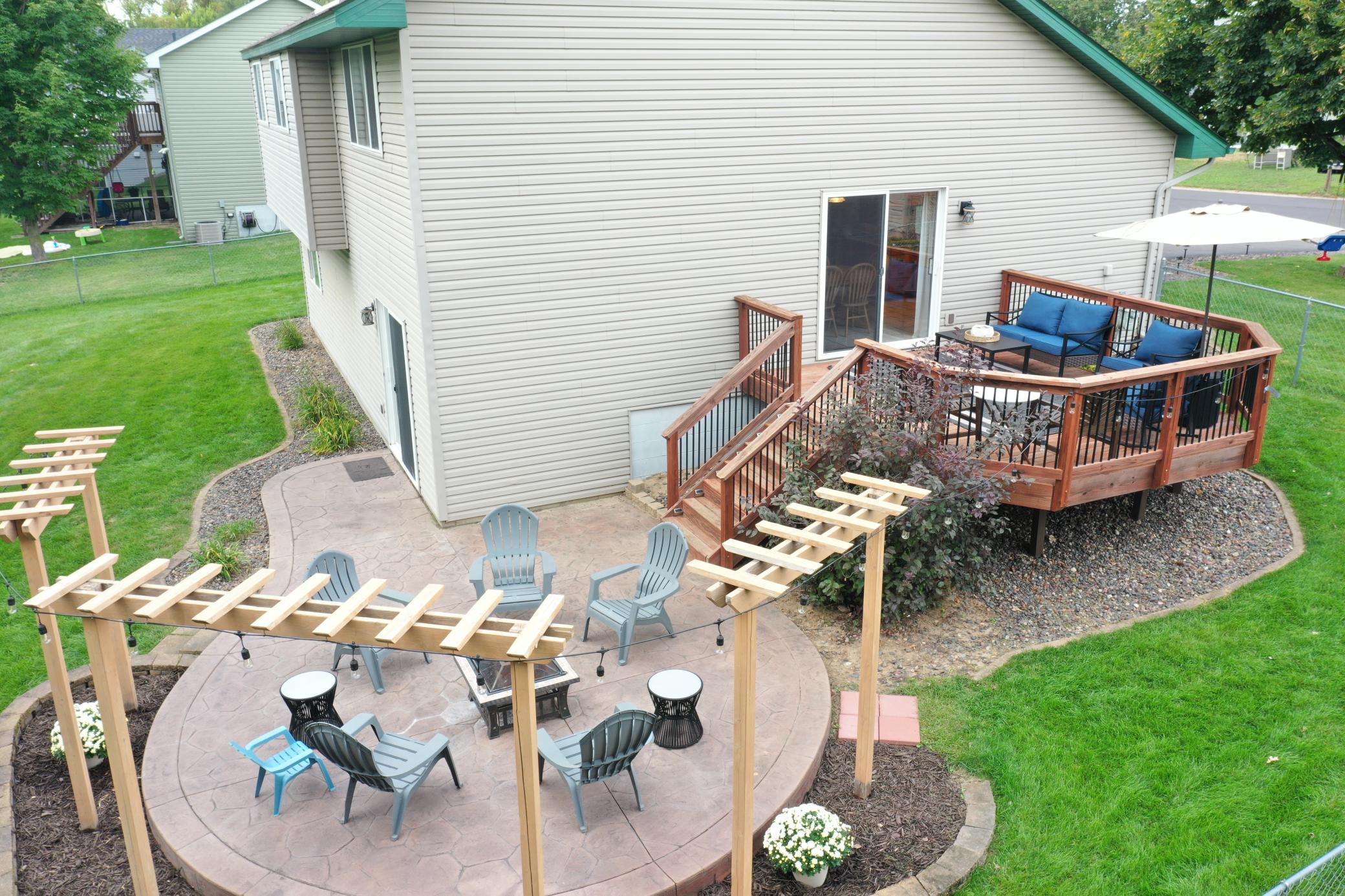main property photo 23