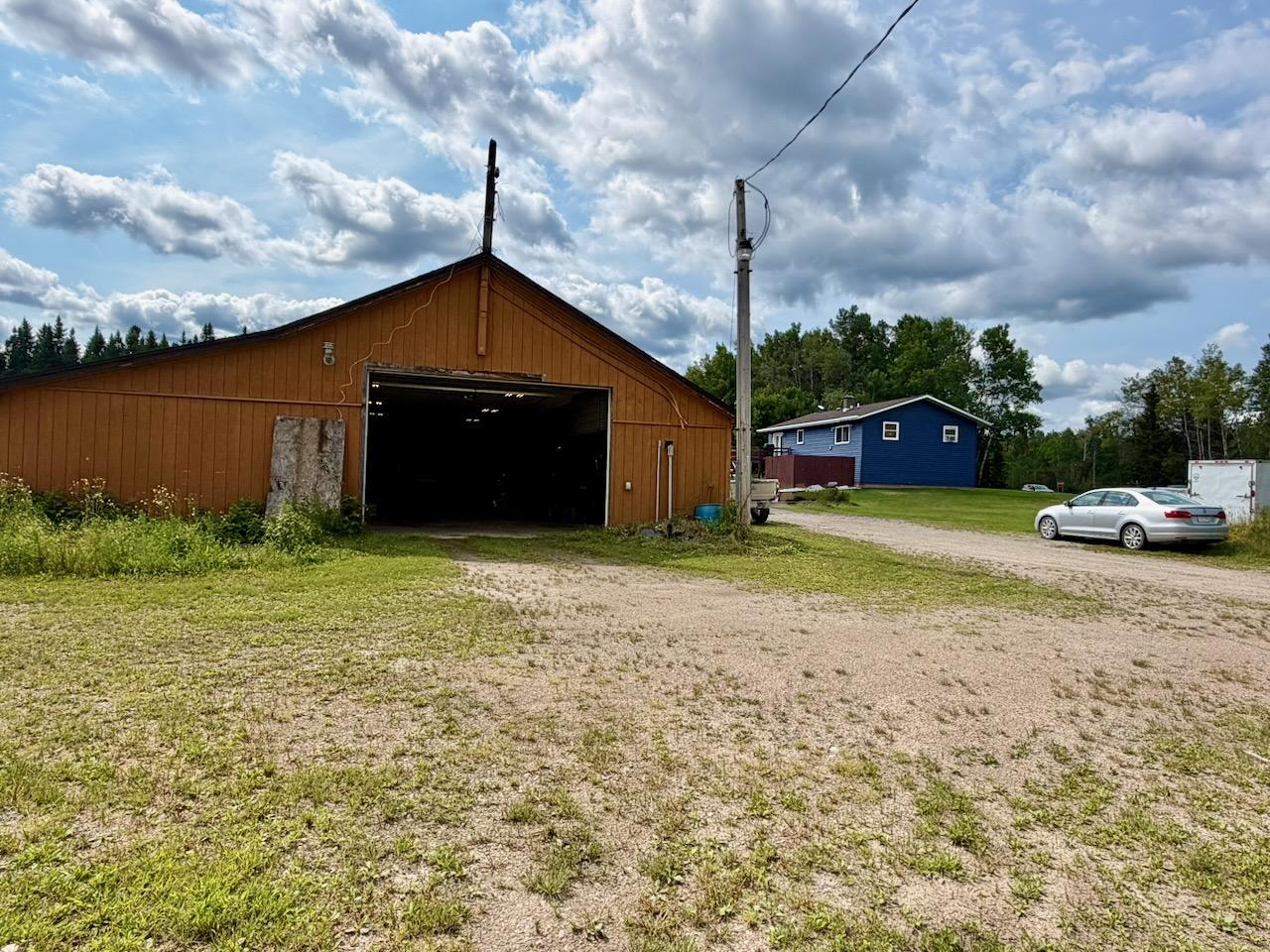 main property photo 41