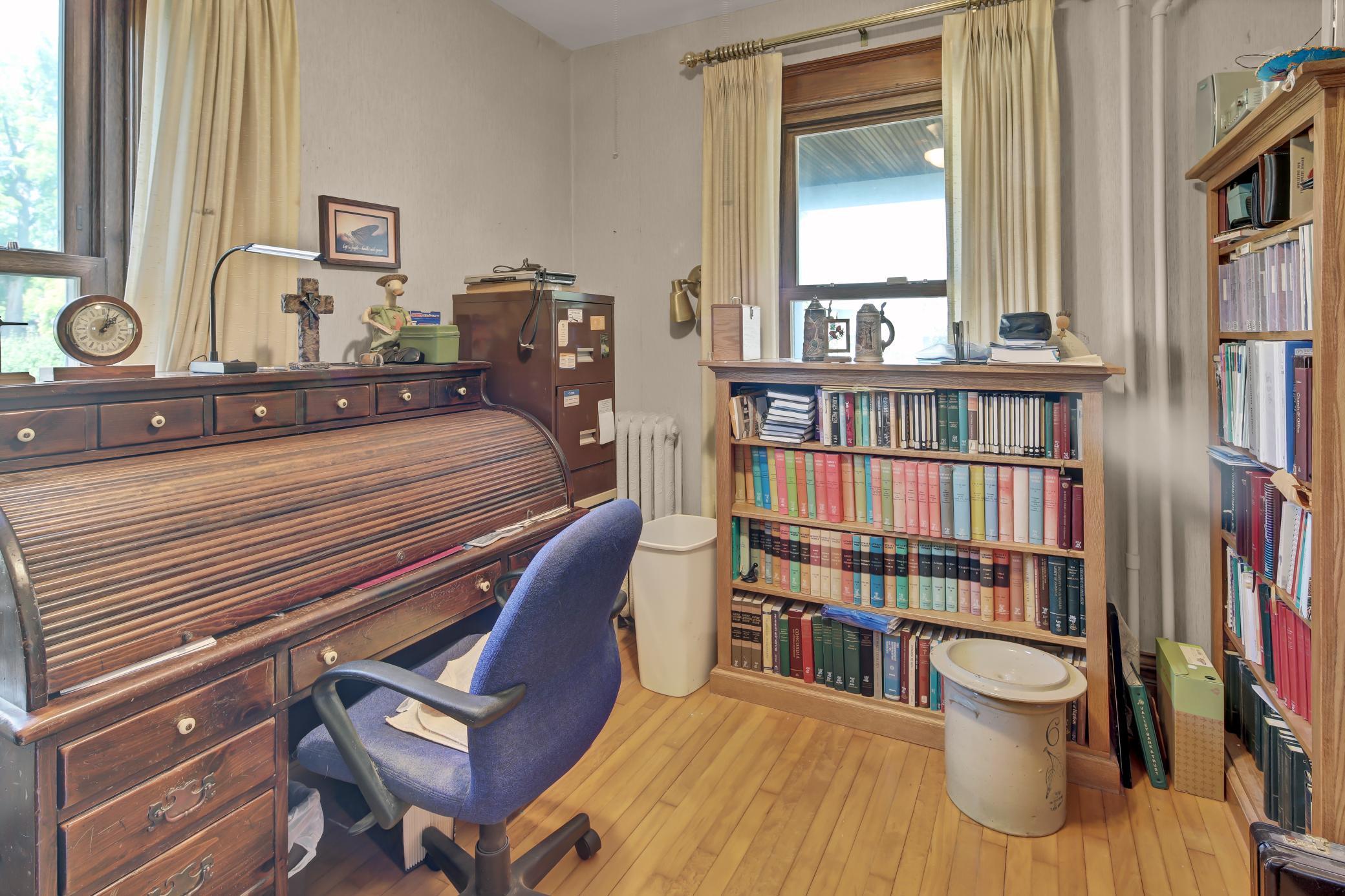 main property photo 12
