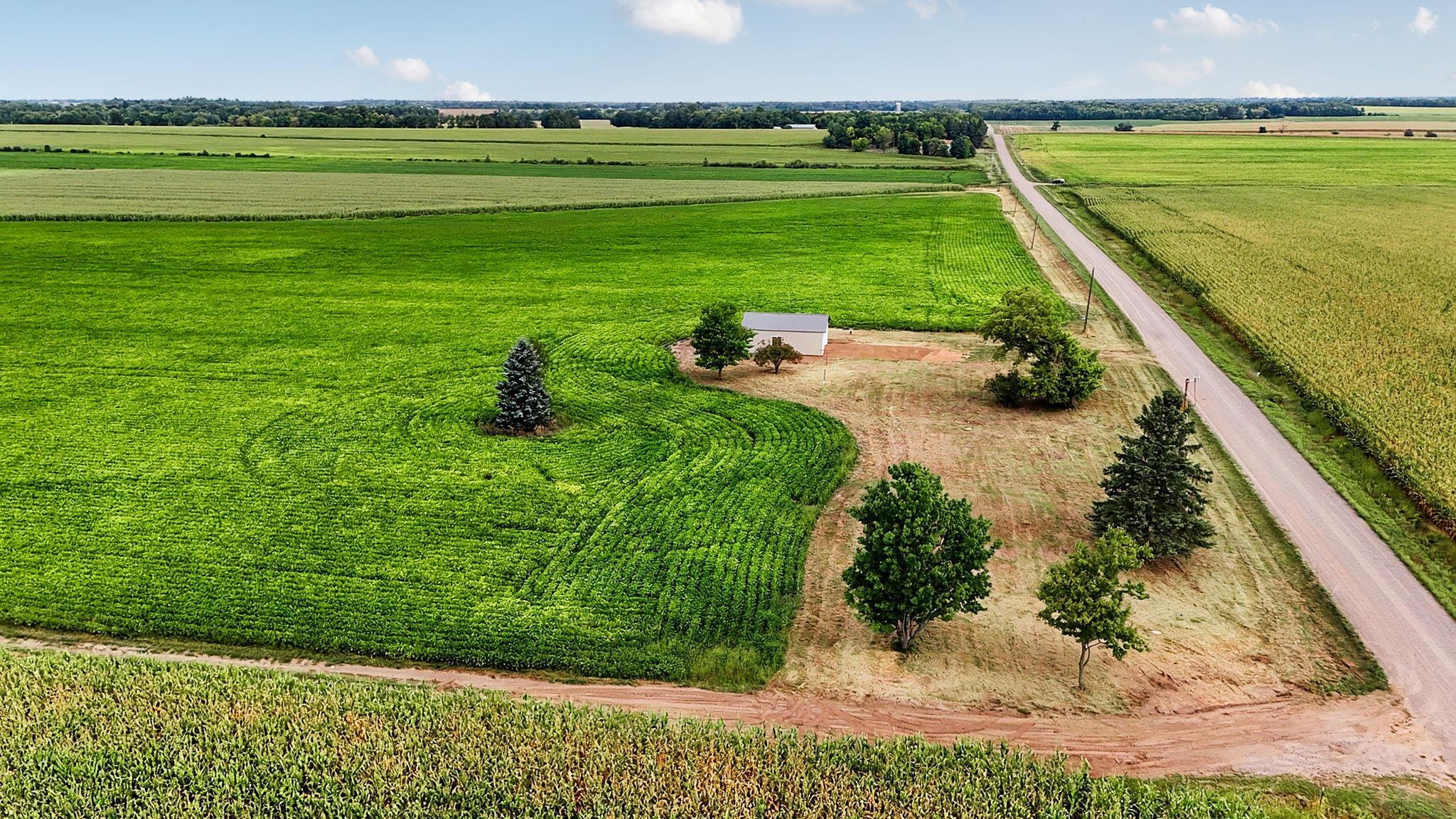 main property photo 13