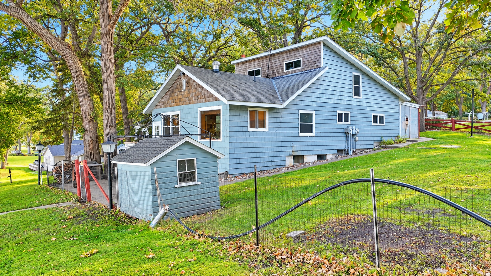 main property photo 47