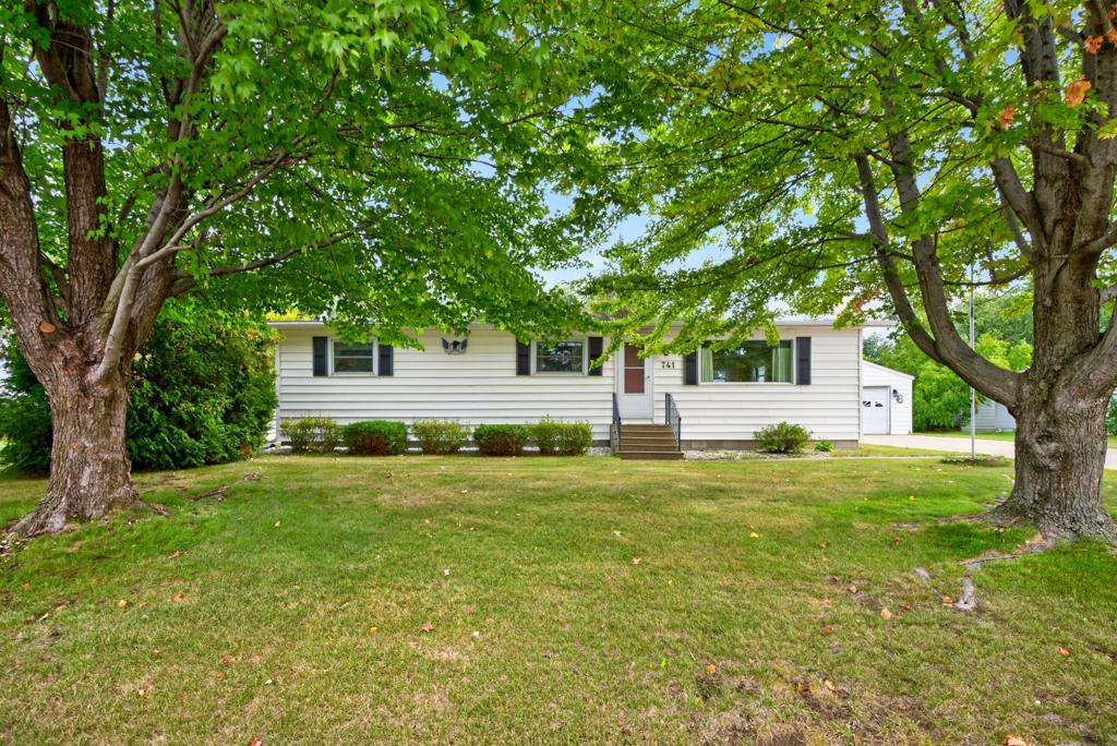 main property photo 1