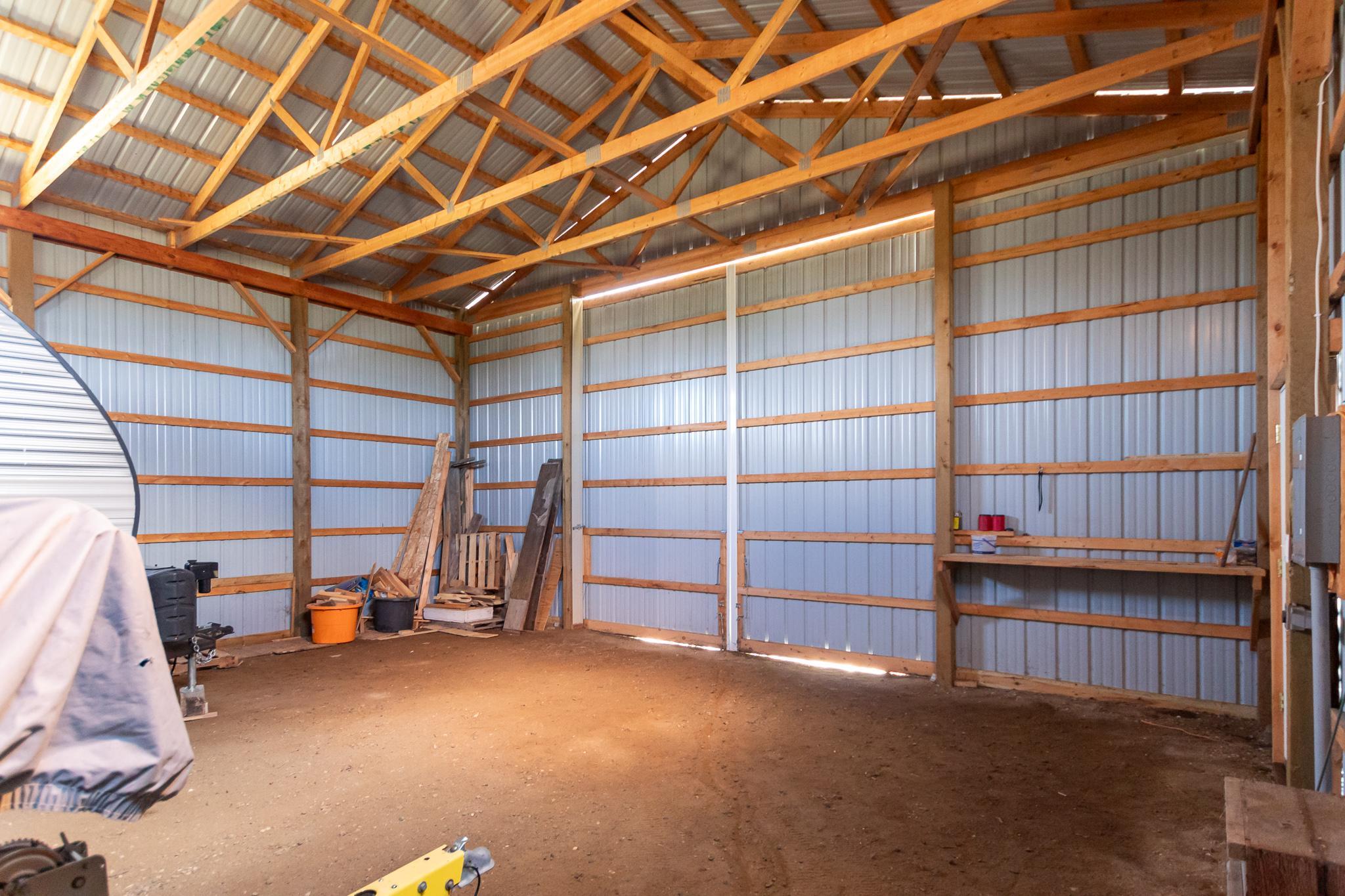 main property photo 39