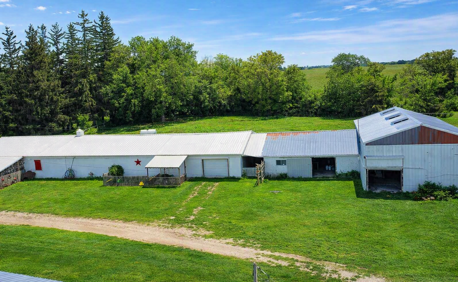 main property photo 22