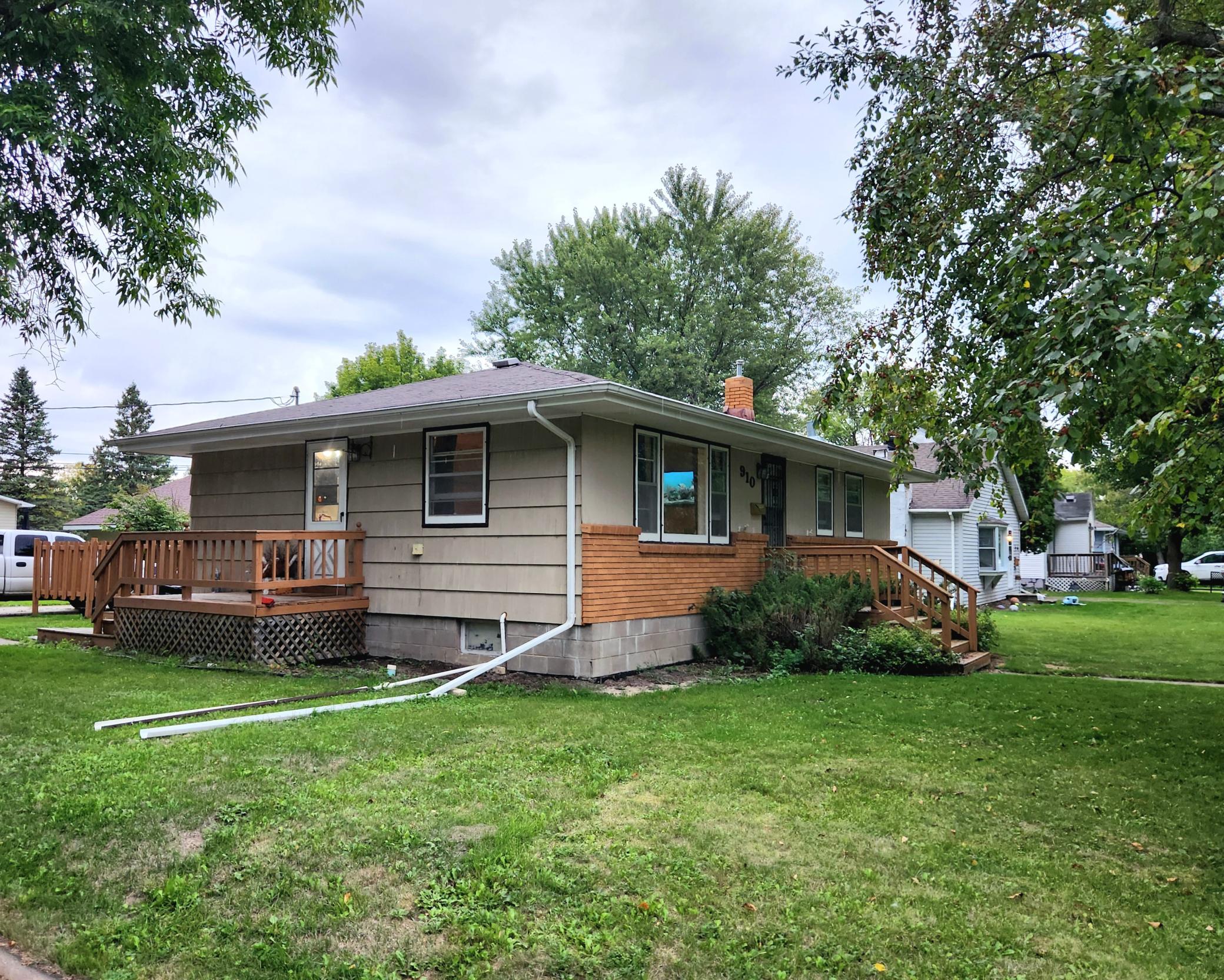 main property photo 25