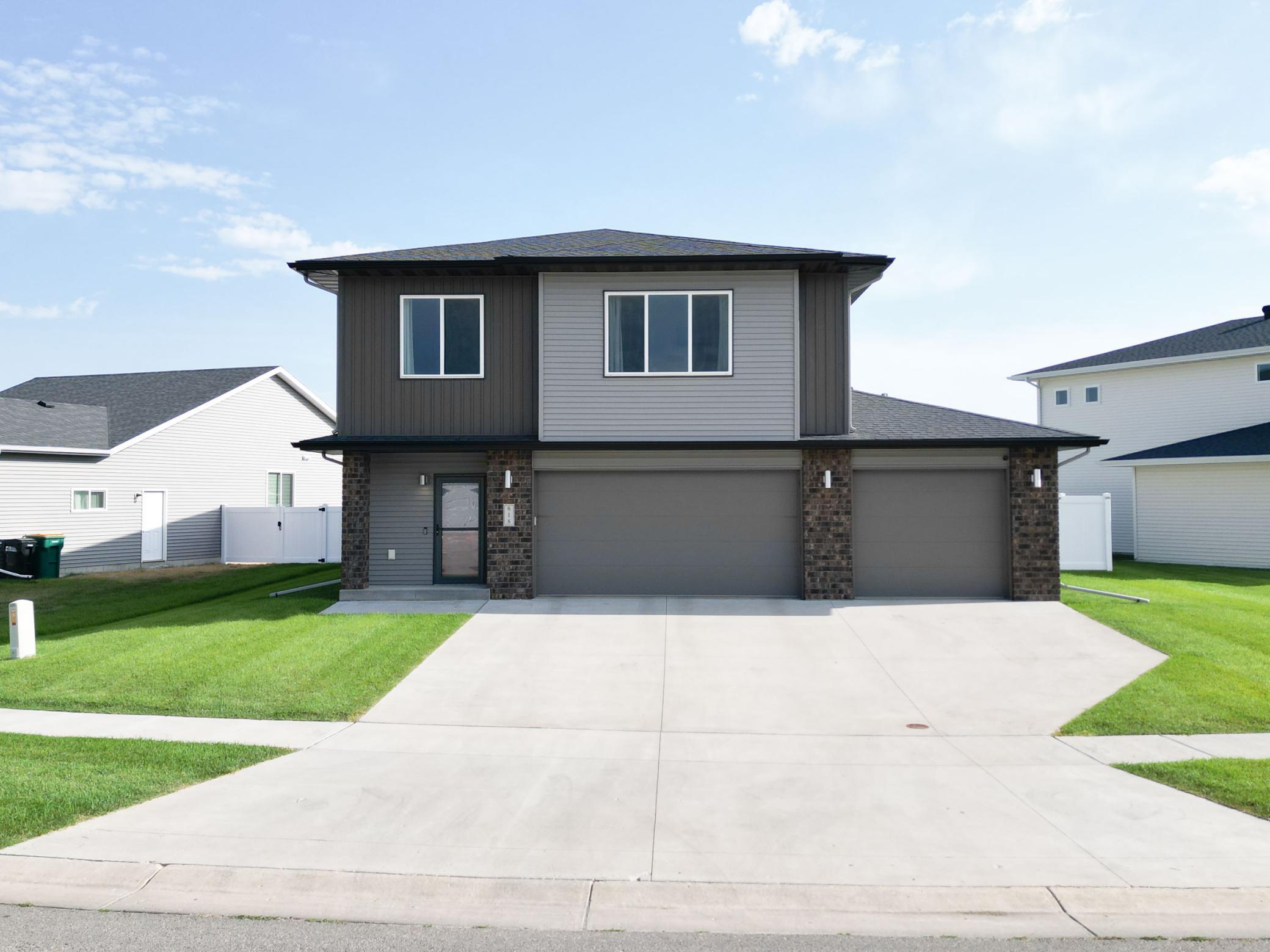 main property photo 0
