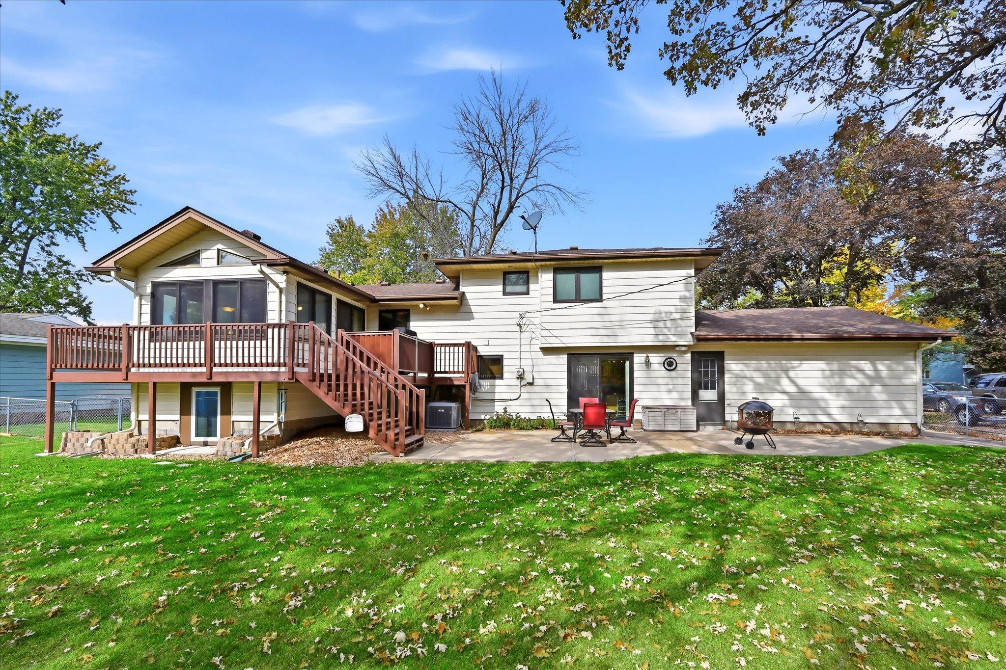 main property photo 24