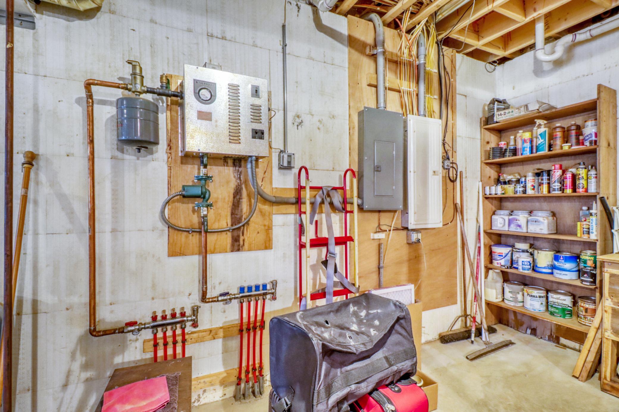 main property photo 25