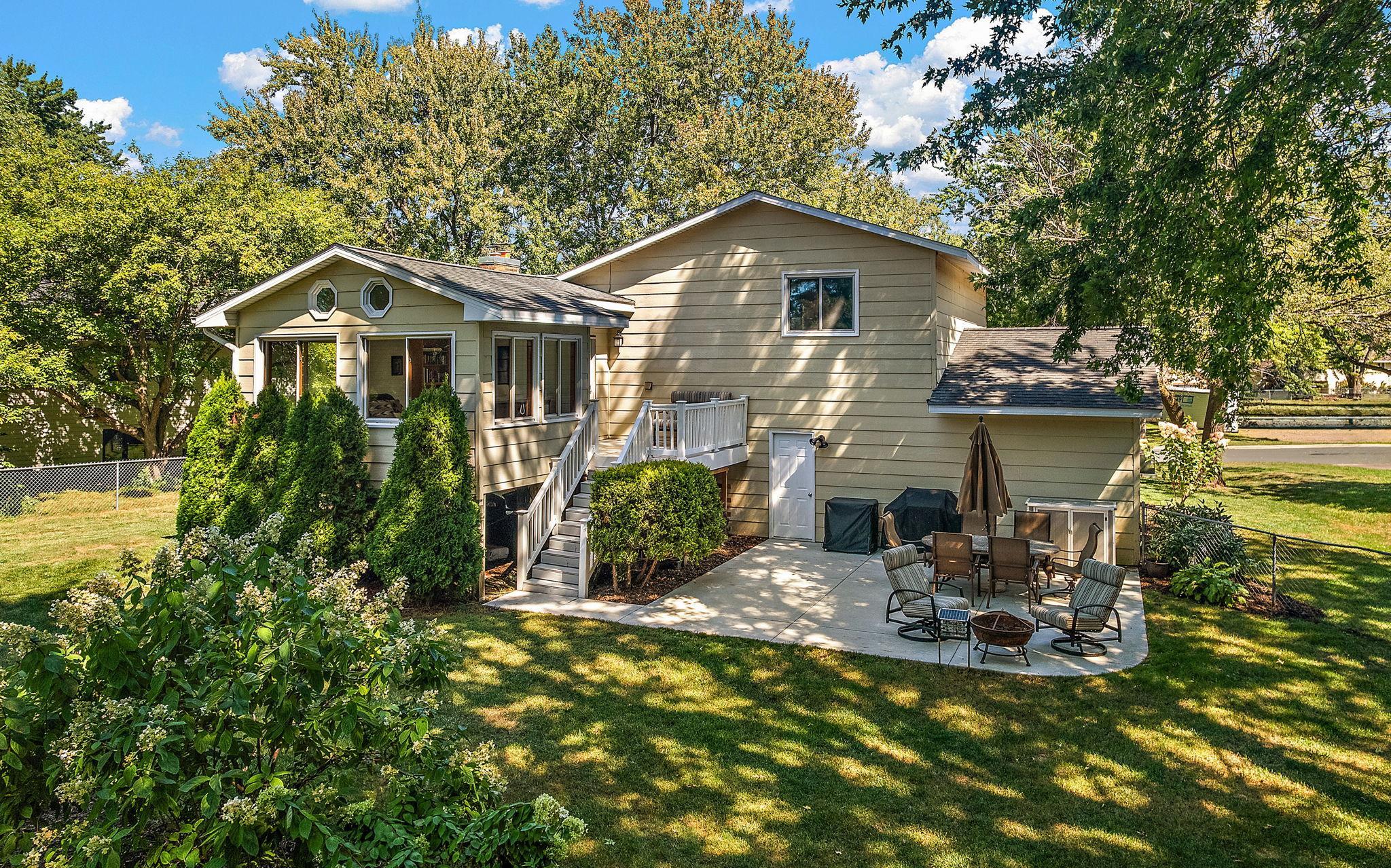 main property photo 34