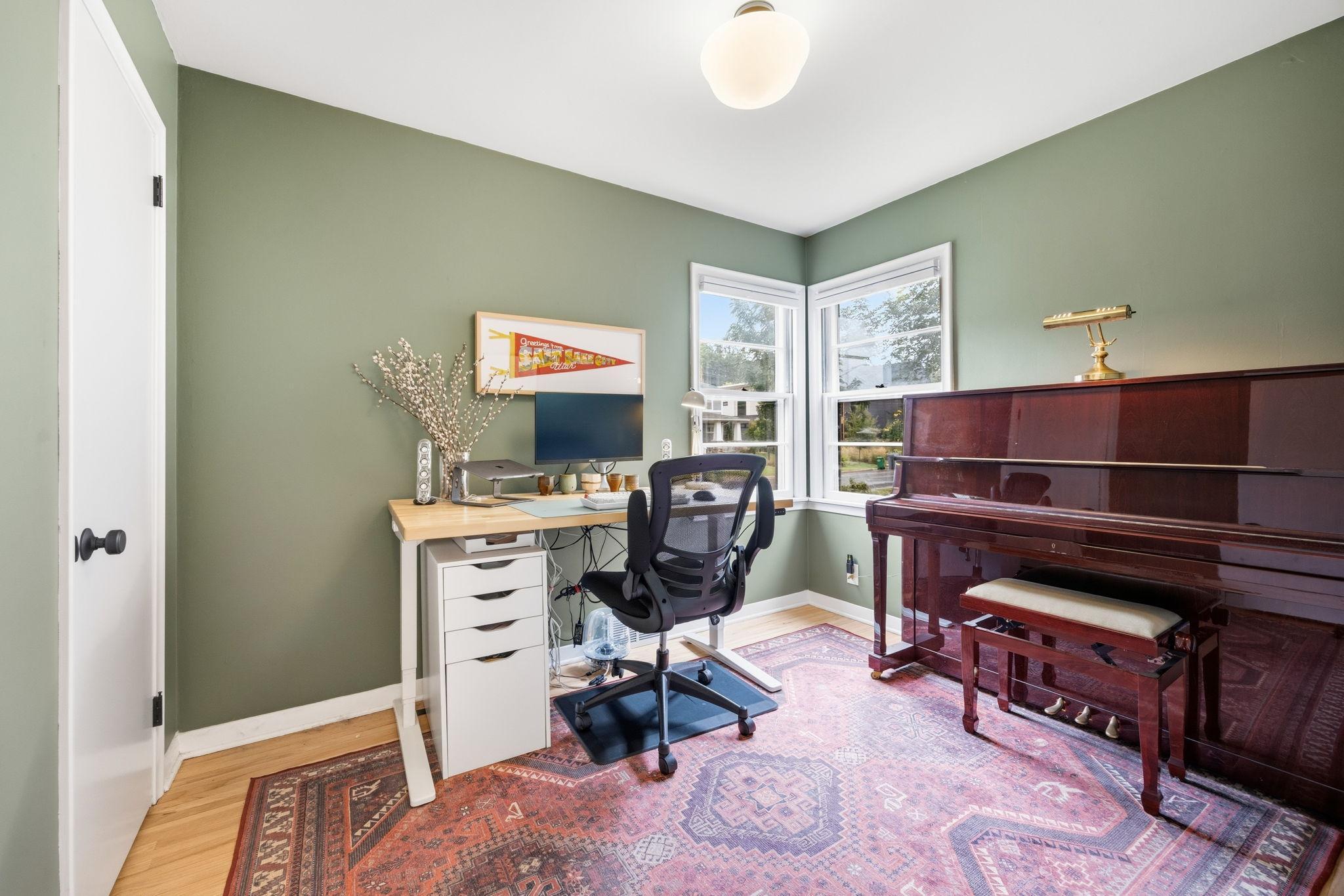 main property photo 15