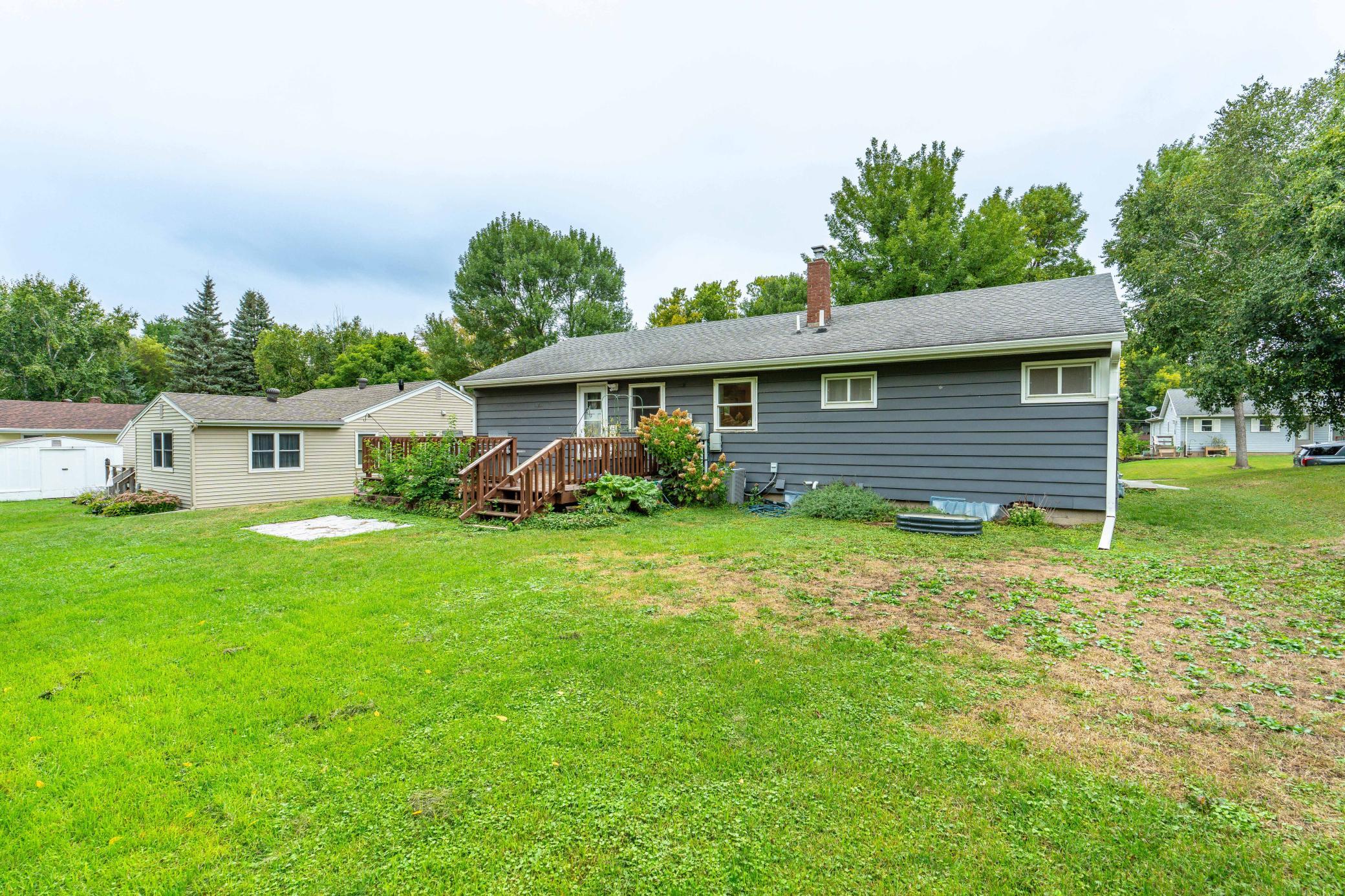 main property photo 9