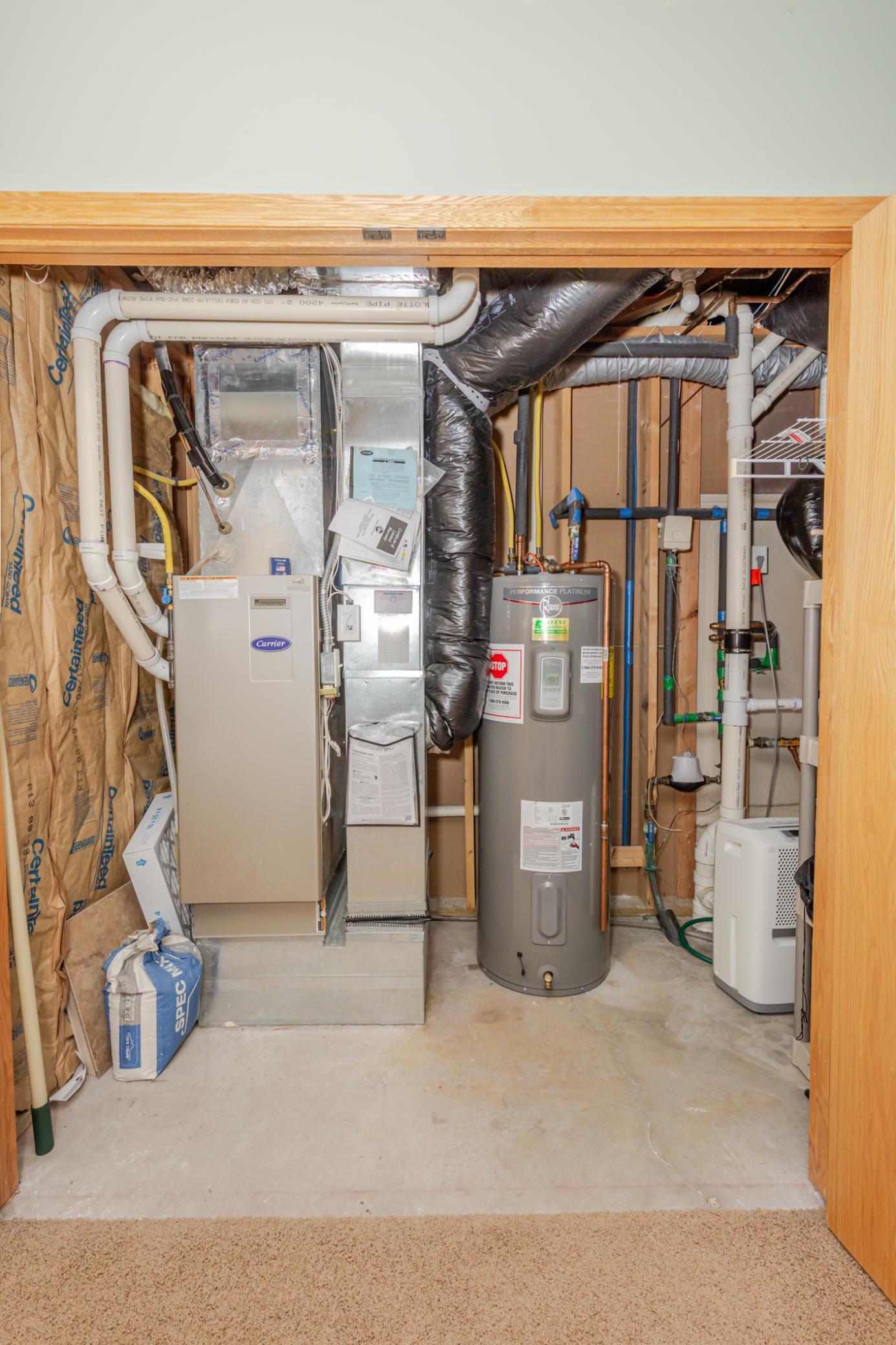main property photo 35